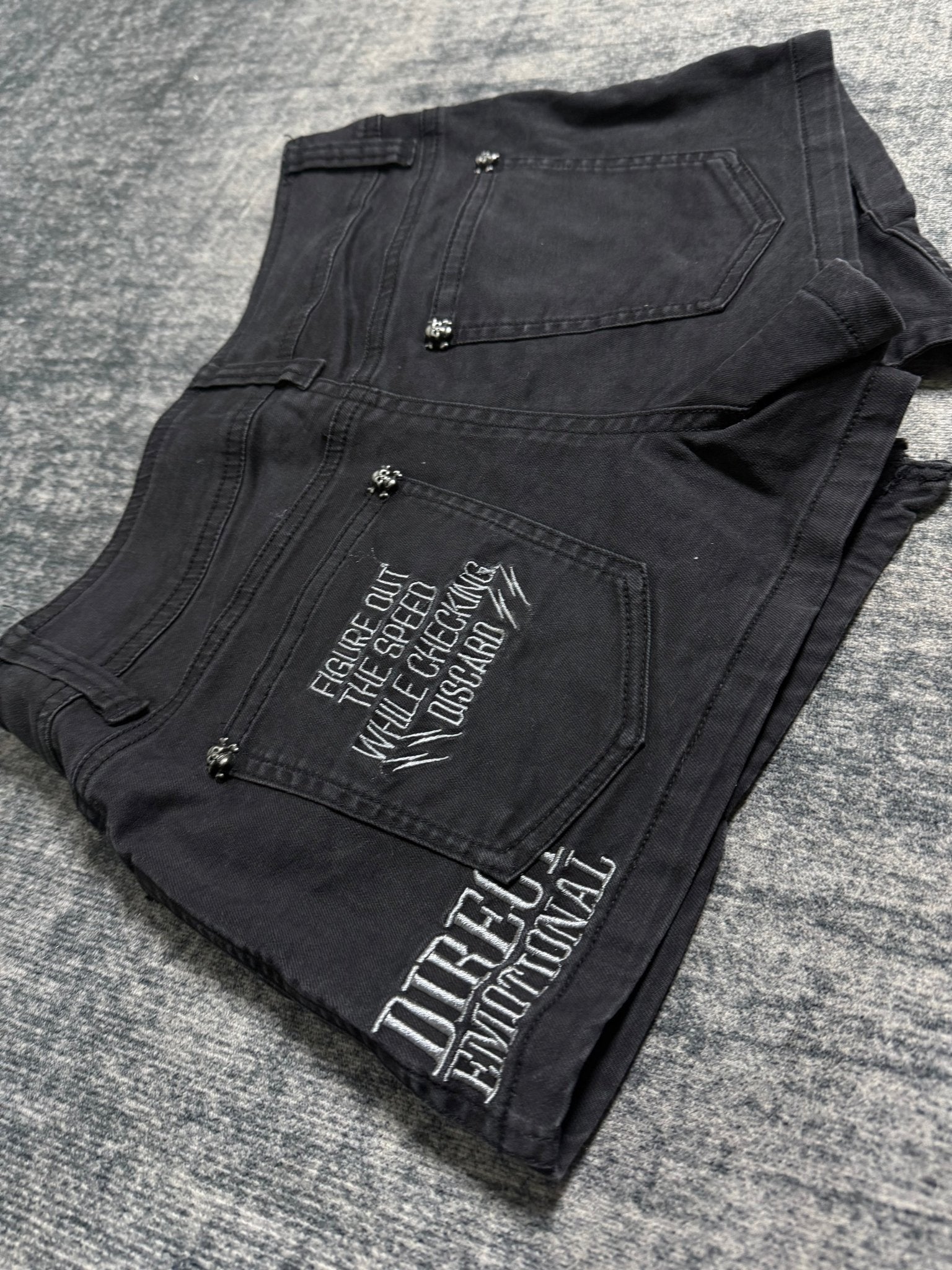 B2V - GHOST OF HARLEM SHORT༒ vintage streetwear thrift y2k clothing by B2V_BAD2WEAR