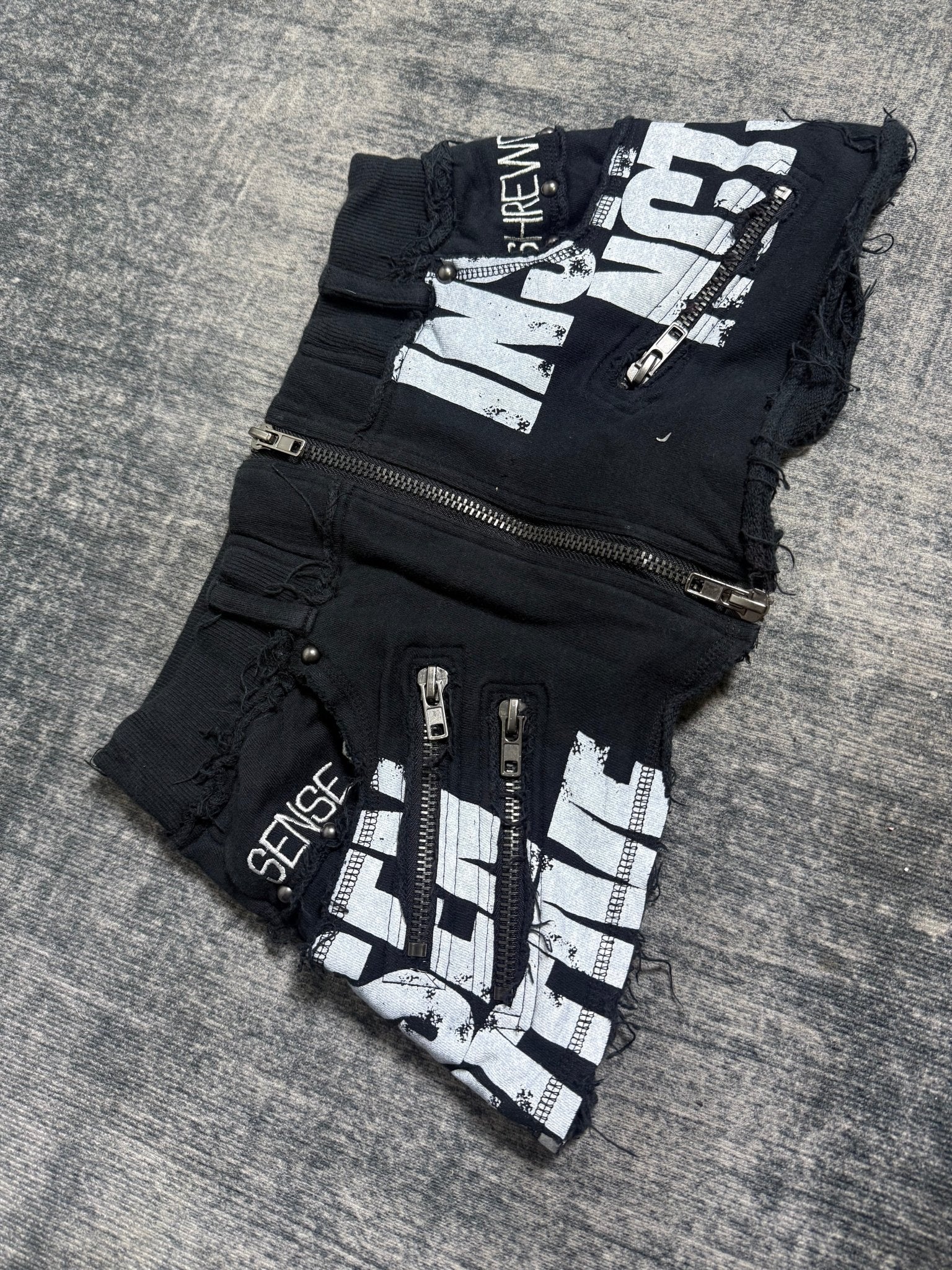 B2V - GHOST OF HARLEM SHORT༒ vintage streetwear thrift y2k clothing by B2V_BAD2WEAR