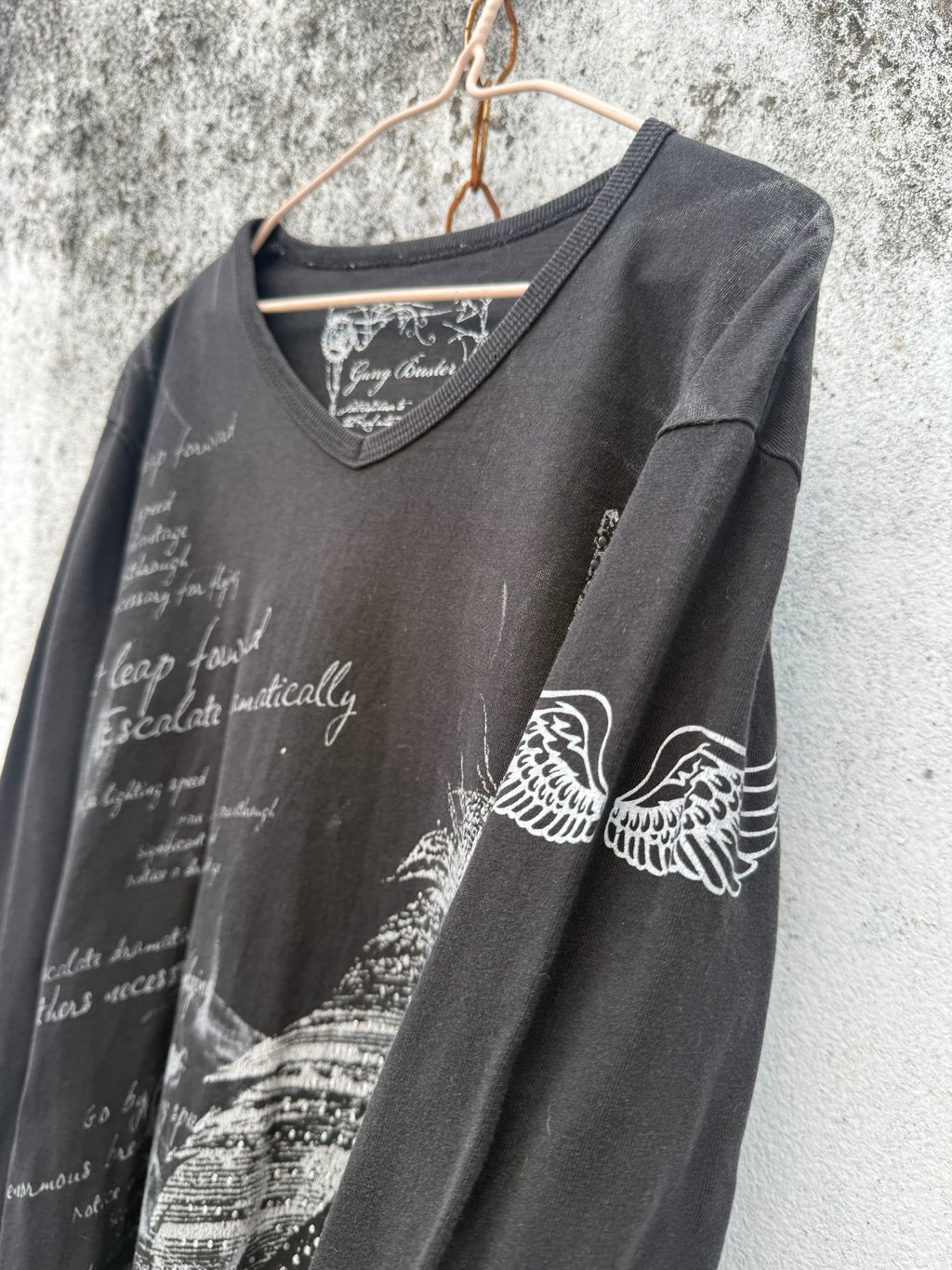 B2V - GIVING TOP༒ vintage streetwear thrift y2k clothing by B2V_BAD2WEAR