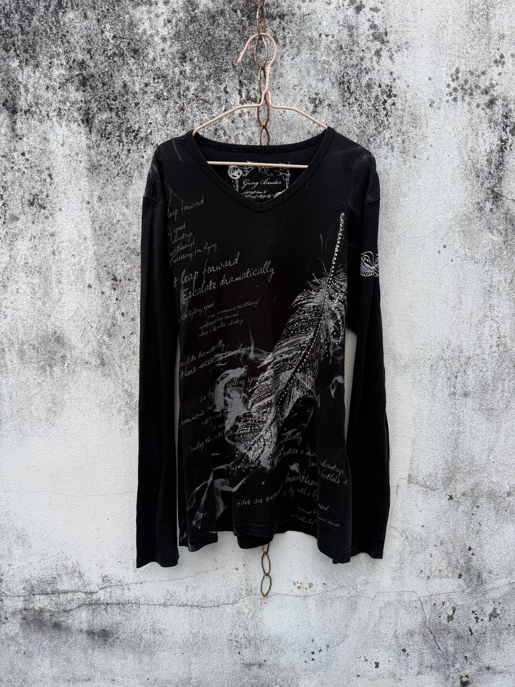 B2V - GIVING TOP༒ vintage streetwear thrift y2k clothing by B2V_BAD2WEAR