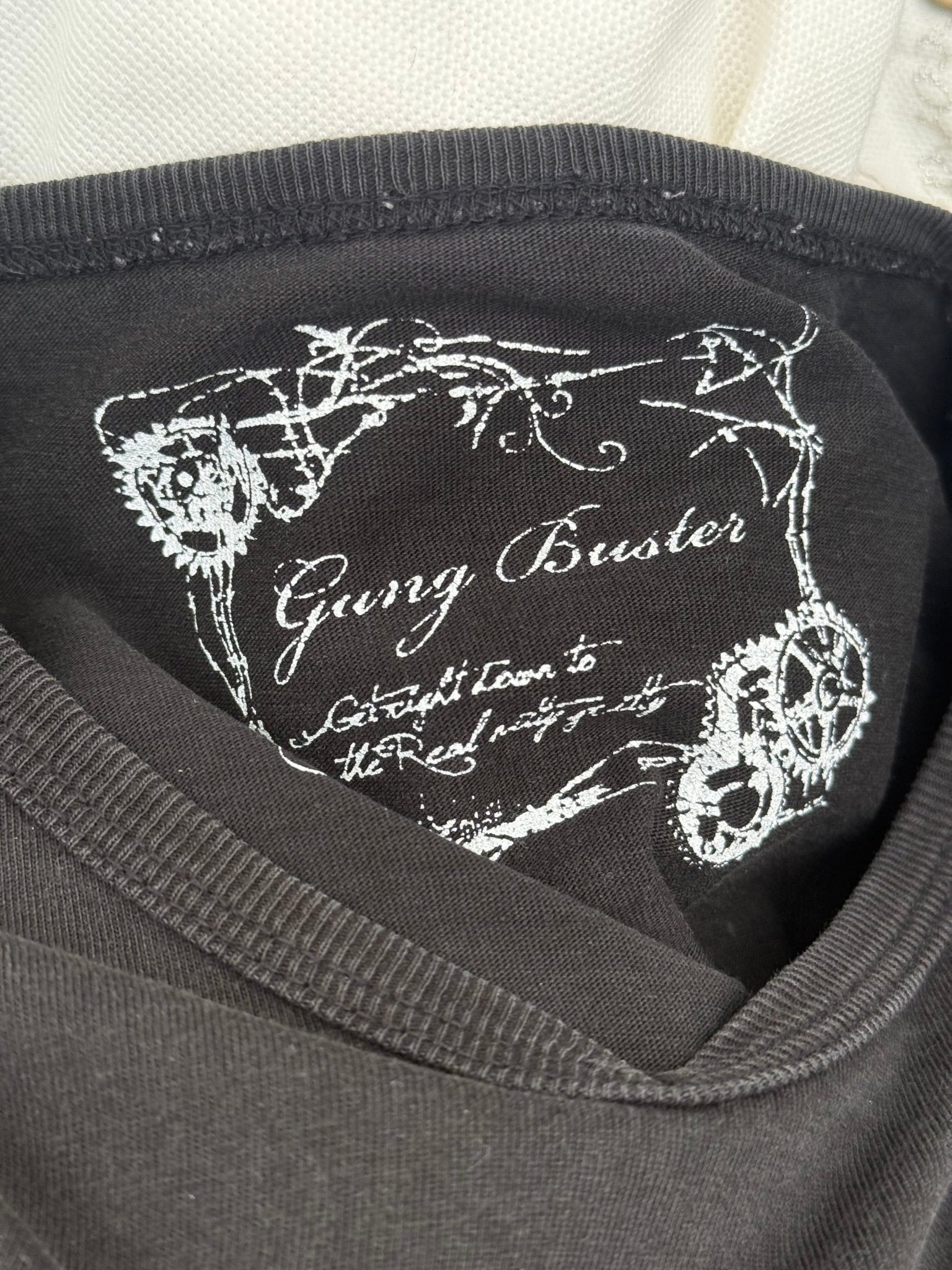 B2V - GIVING TOP༒ vintage streetwear thrift y2k clothing by B2V_BAD2WEAR