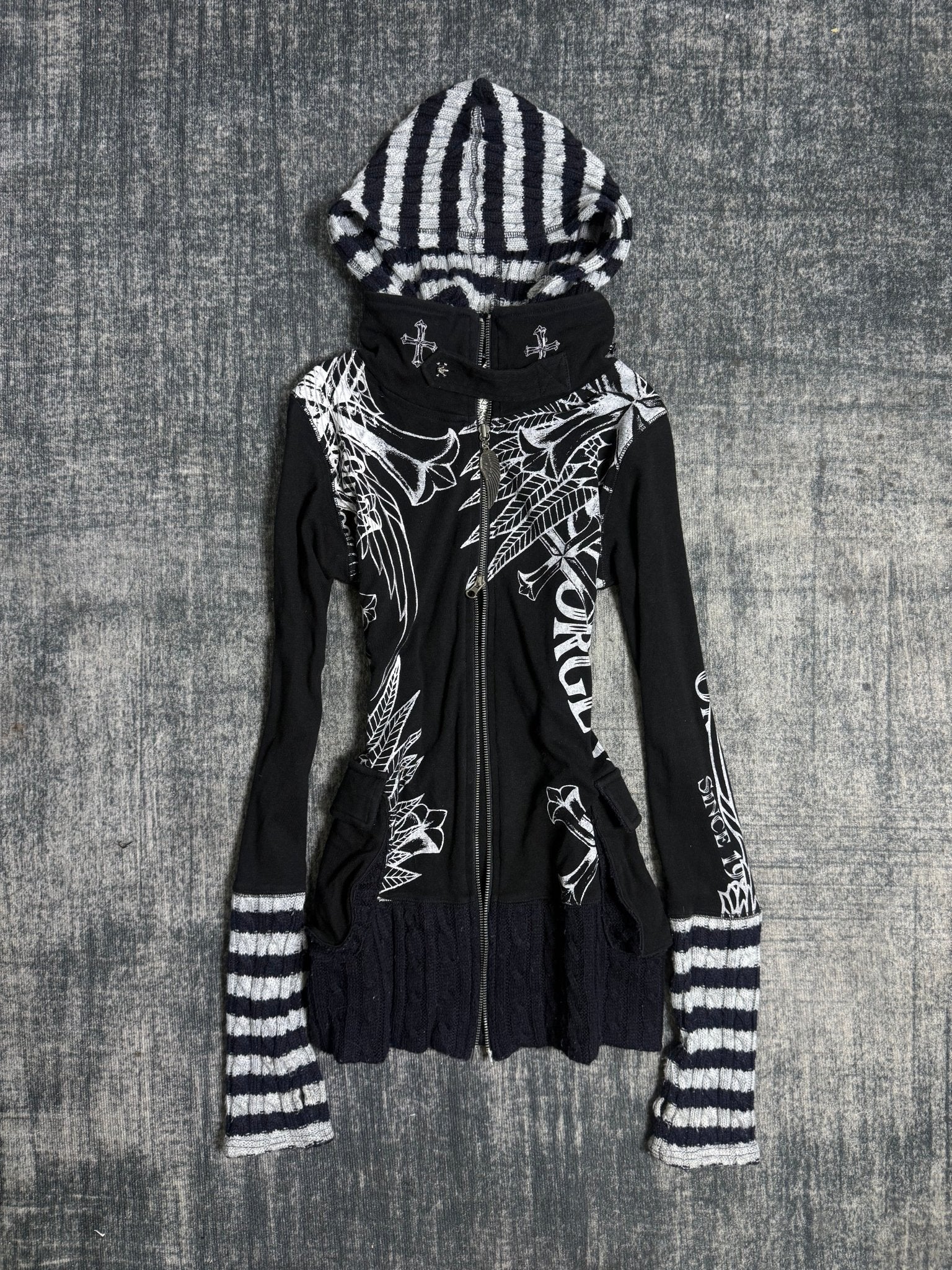 B2V - GLITZ HOODIE༒ *RARE* vintage streetwear thrift y2k clothing by B2V_BAD2WEAR