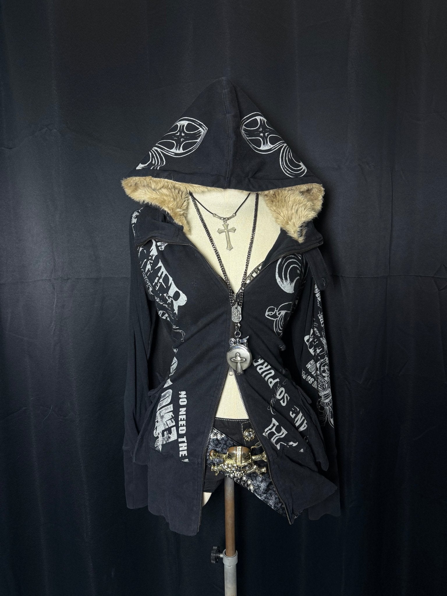 B2V - GLITZ HOODIE༒ *RARE*Sold to membership vintage streetwear thrift y2k clothing by B2V_BAD2WEAR