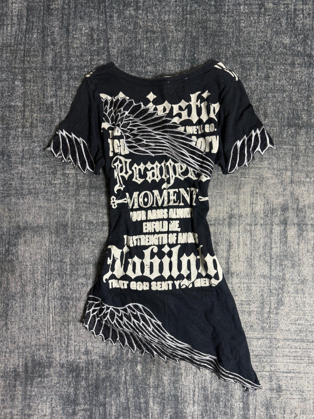 B2V - GLITZ WING T༒ vintage streetwear thrift y2k clothing by B2V_BAD2WEAR