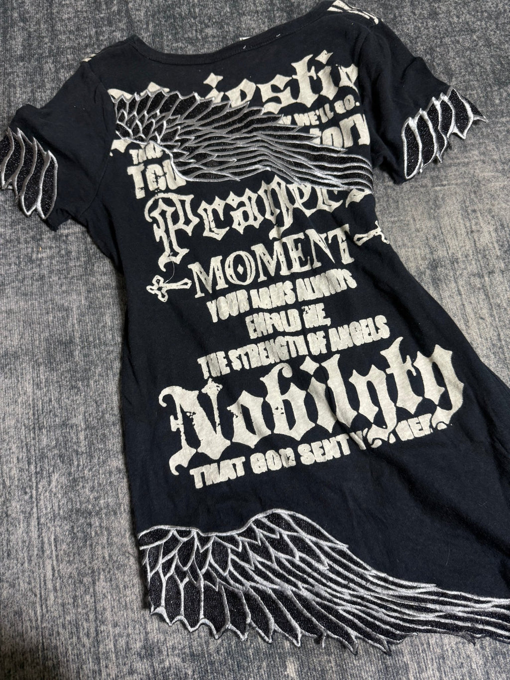 B2V - GLITZ WING T༒ vintage streetwear thrift y2k clothing by B2V_BAD2WEAR