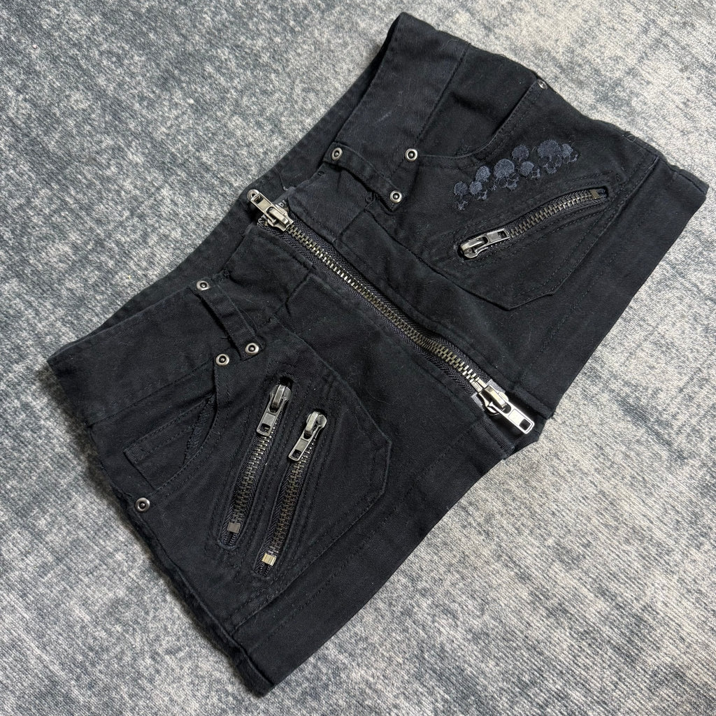B2V G.O.H SHORTS ༒sold to member vintage streetwear thrift y2k clothing by B2V_BAD2WEAR