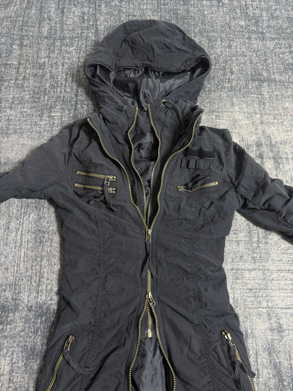 B2V - GRAZIE 3 ZIPPER JACKET༒ vintage streetwear thrift y2k clothing by B2V_BAD2WEAR