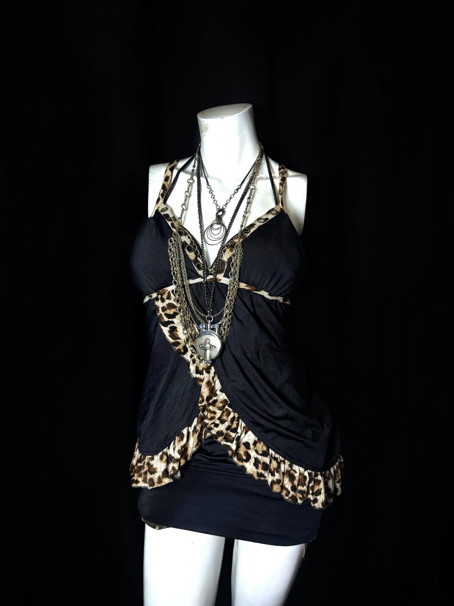 B2V - GROUING LOICH DRESS༒ vintage streetwear thrift y2k clothing by B2V_BAD2WEAR