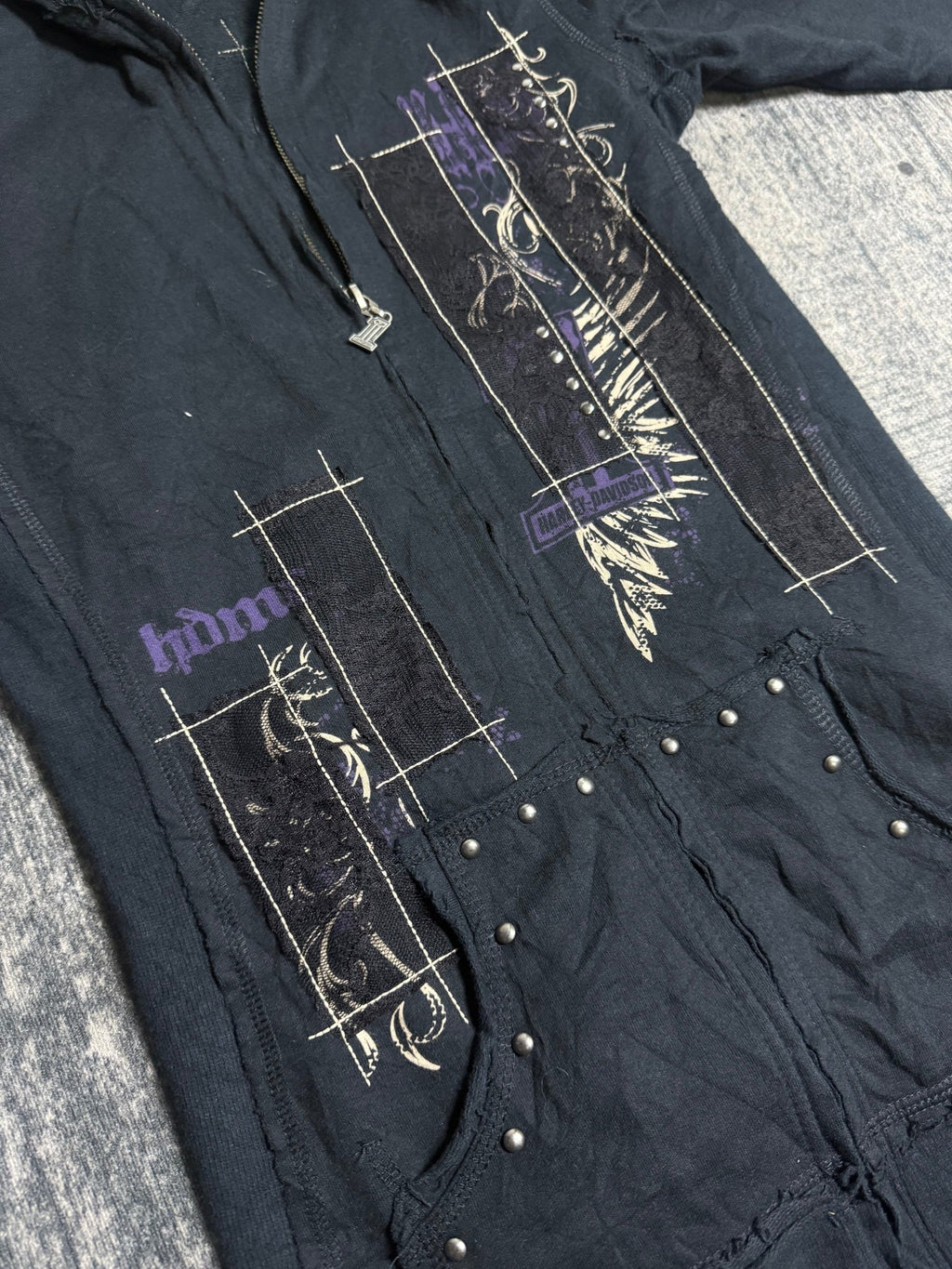 B2V - H - D HOODIE ༒ vintage streetwear thrift y2k clothing by B2V_BAD2WEAR