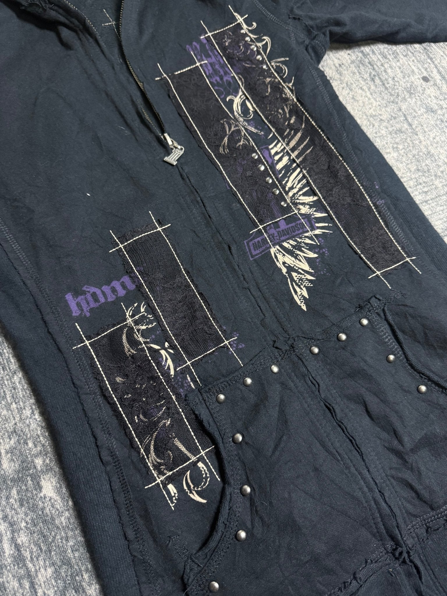 B2V - H - D HOODIE ༒ vintage streetwear thrift y2k clothing by B2V_BAD2WEAR