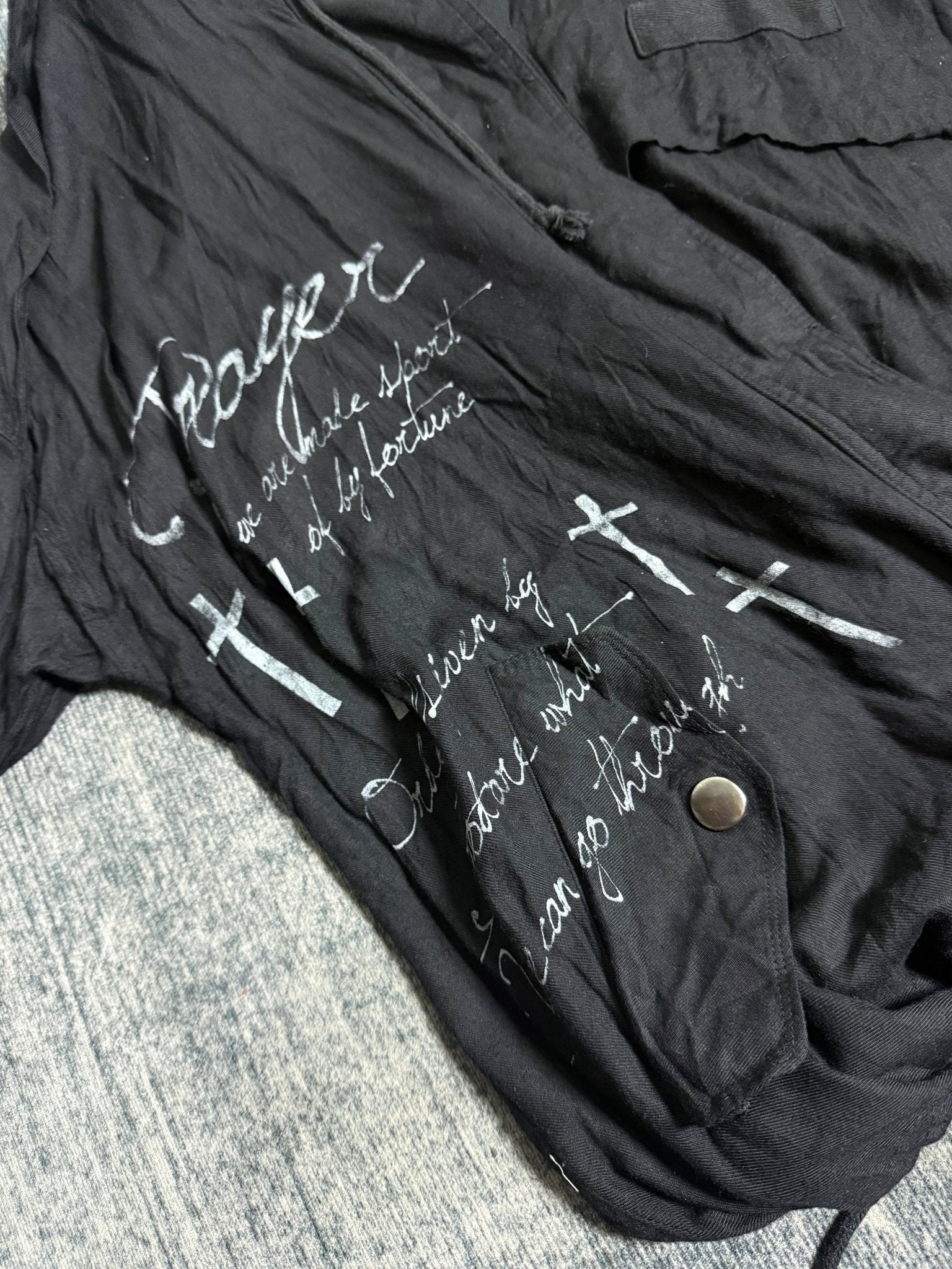 B2V - HAVEN AND EARTH SHIRT༒ vintage streetwear thrift y2k clothing by B2V_BAD2WEAR