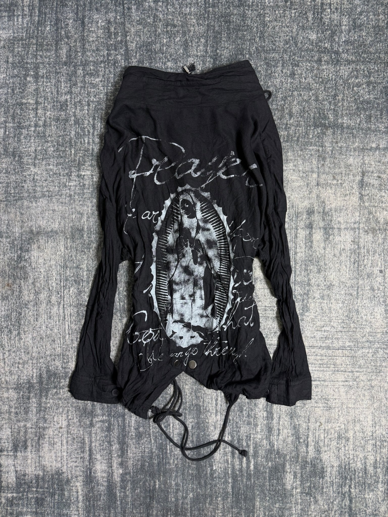 B2V - HAVEN AND EARTH SHIRT༒ vintage streetwear thrift y2k clothing by B2V_BAD2WEAR