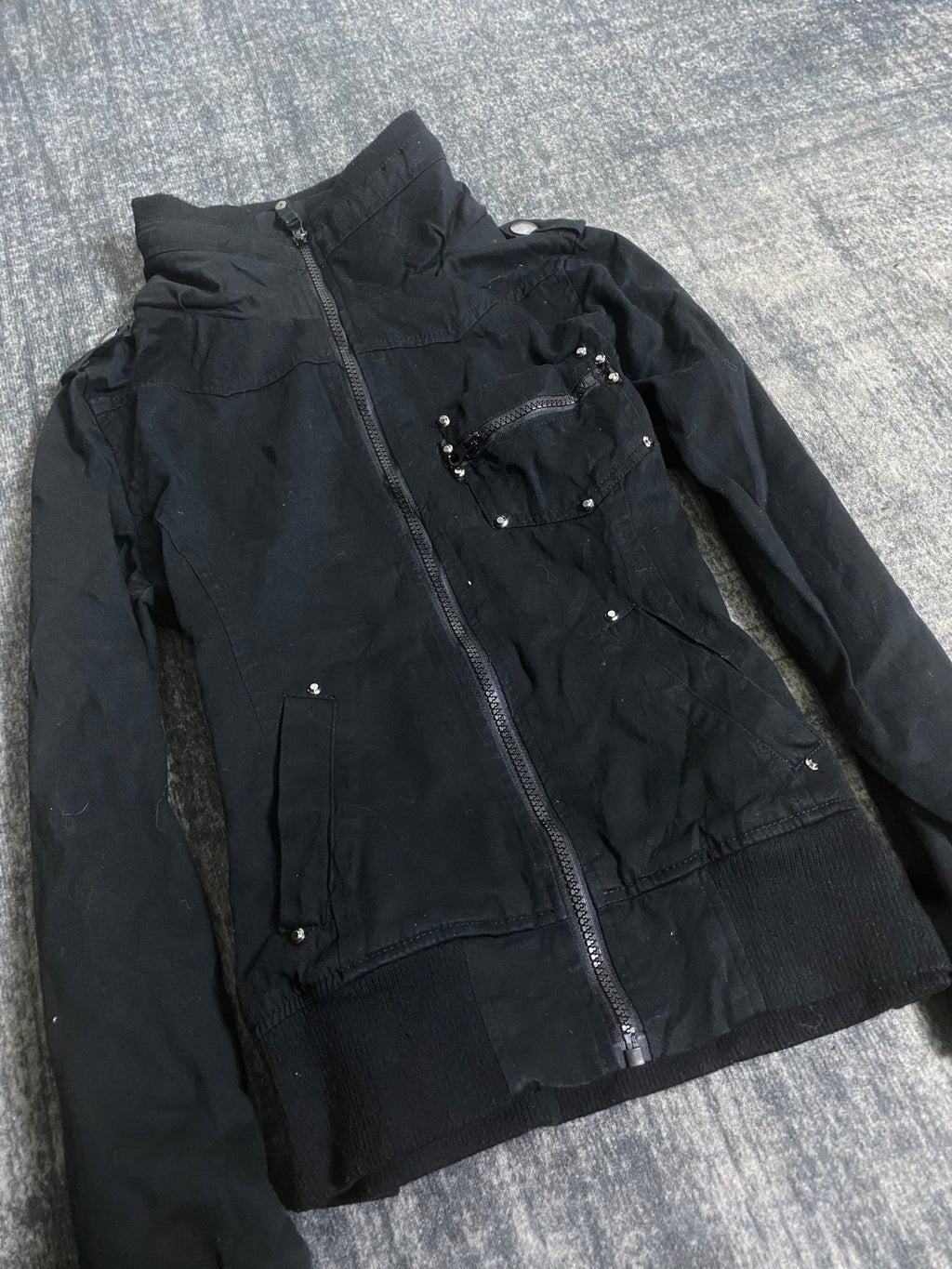 B2V - HCMII JACKET༒ vintage streetwear thrift y2k clothing by B2V_BAD2WEAR