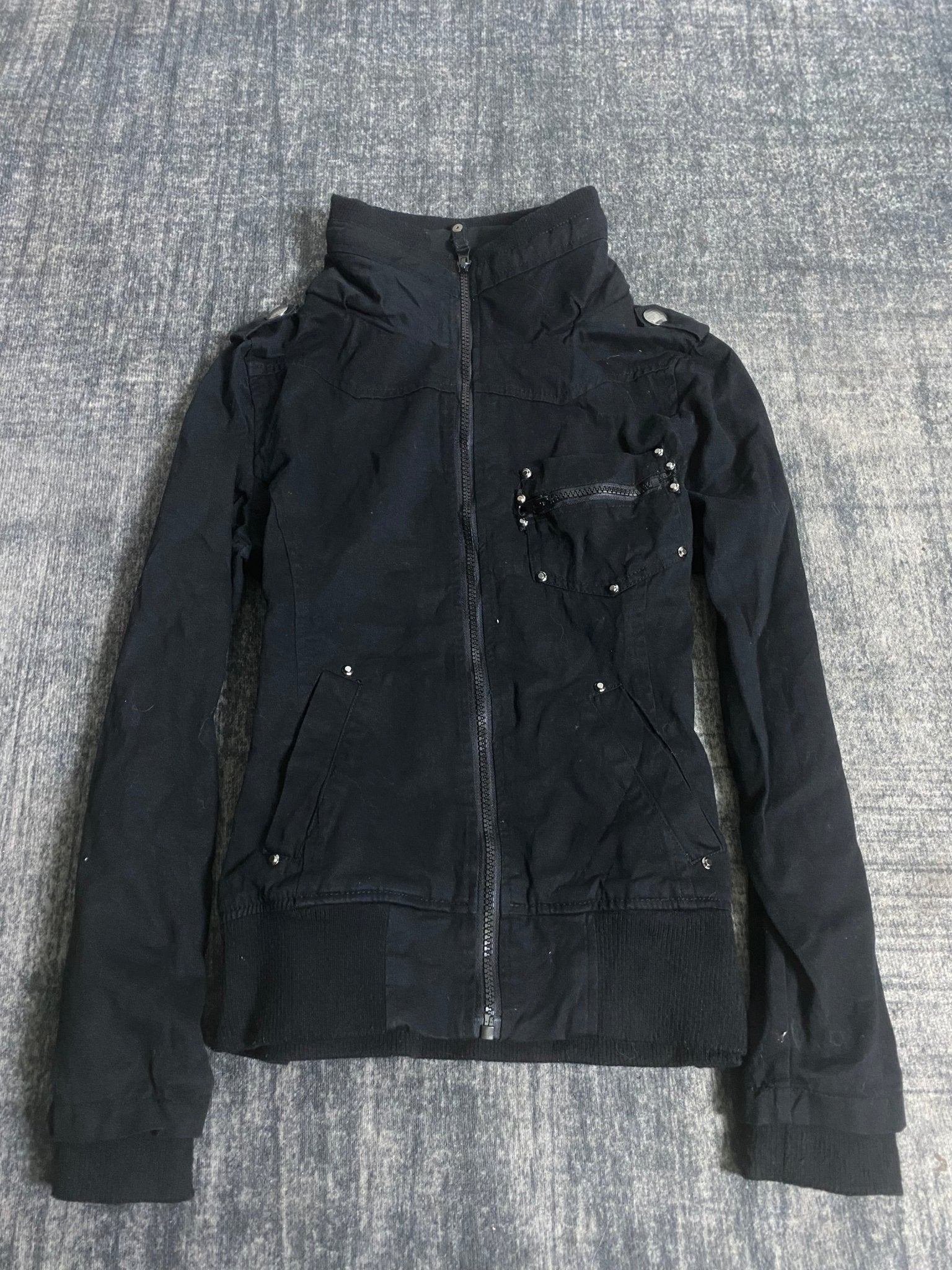 B2V - HCMII JACKET༒ vintage streetwear thrift y2k clothing by B2V_BAD2WEAR