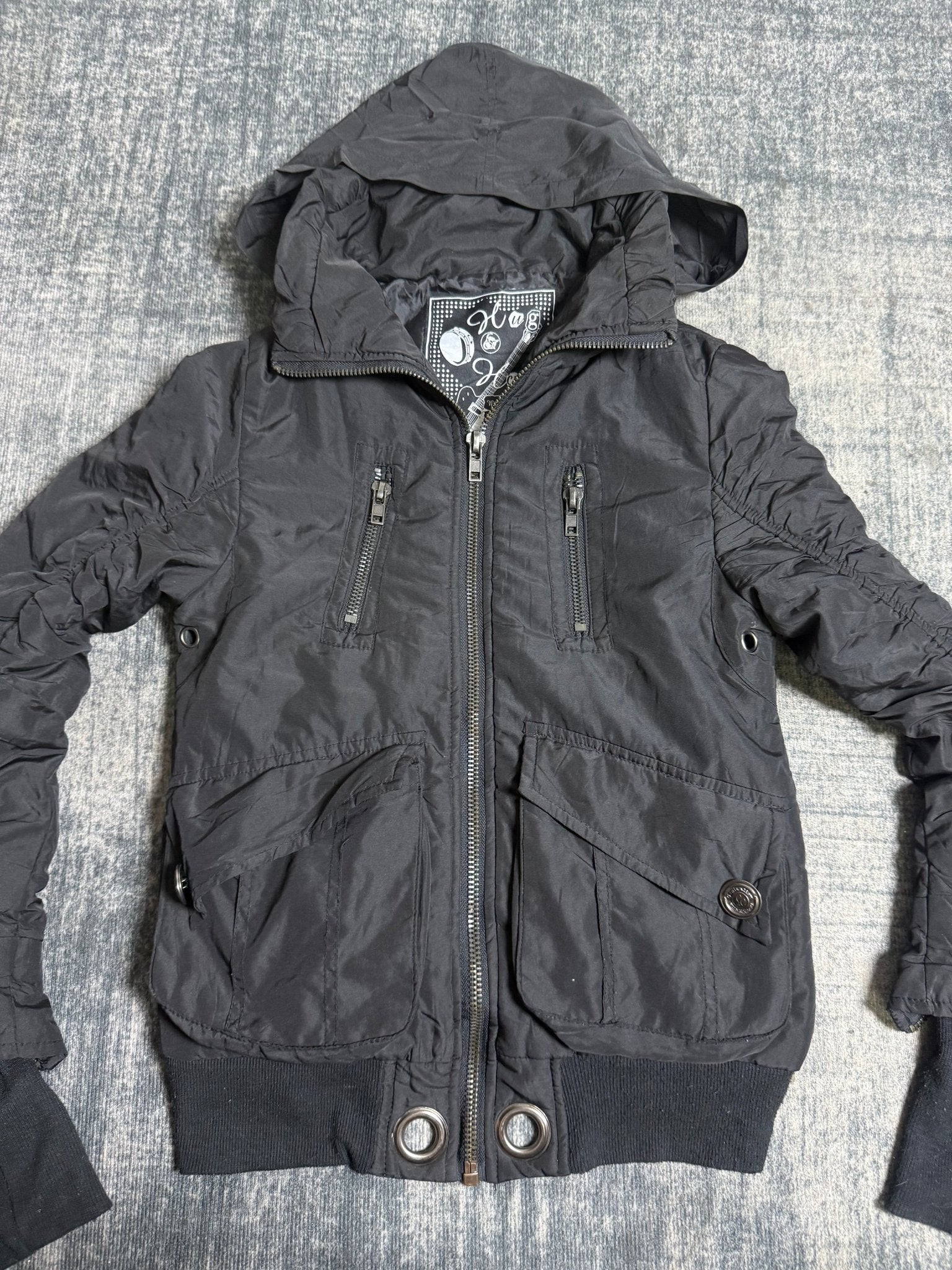 B2V - HCMII ZIP UP JACKET༒ vintage streetwear thrift y2k clothing by B2V_BAD2WEAR