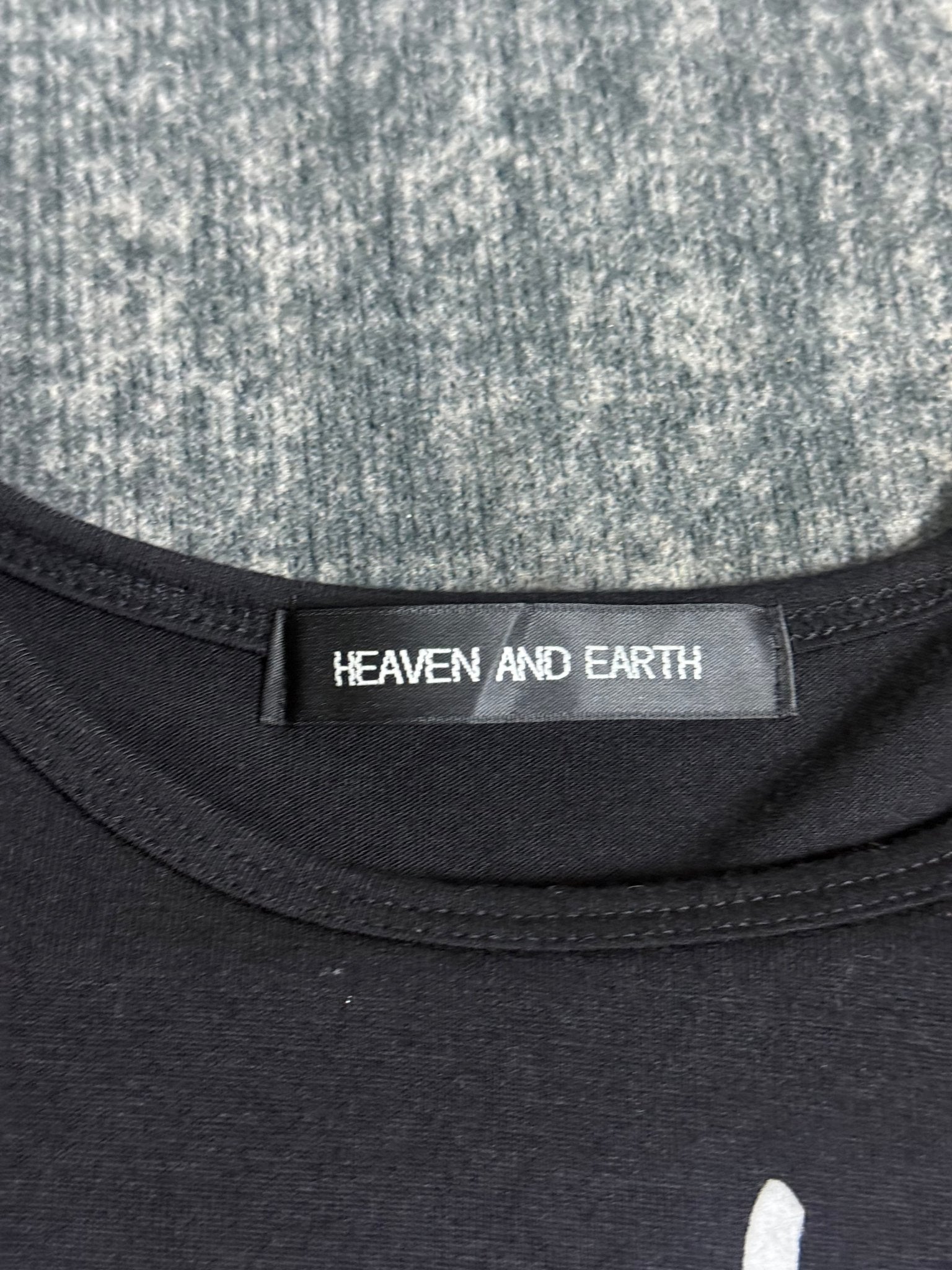 B2V - HEAVEN AND EARTH SHIRT༒ vintage streetwear thrift y2k clothing by B2V_BAD2WEAR