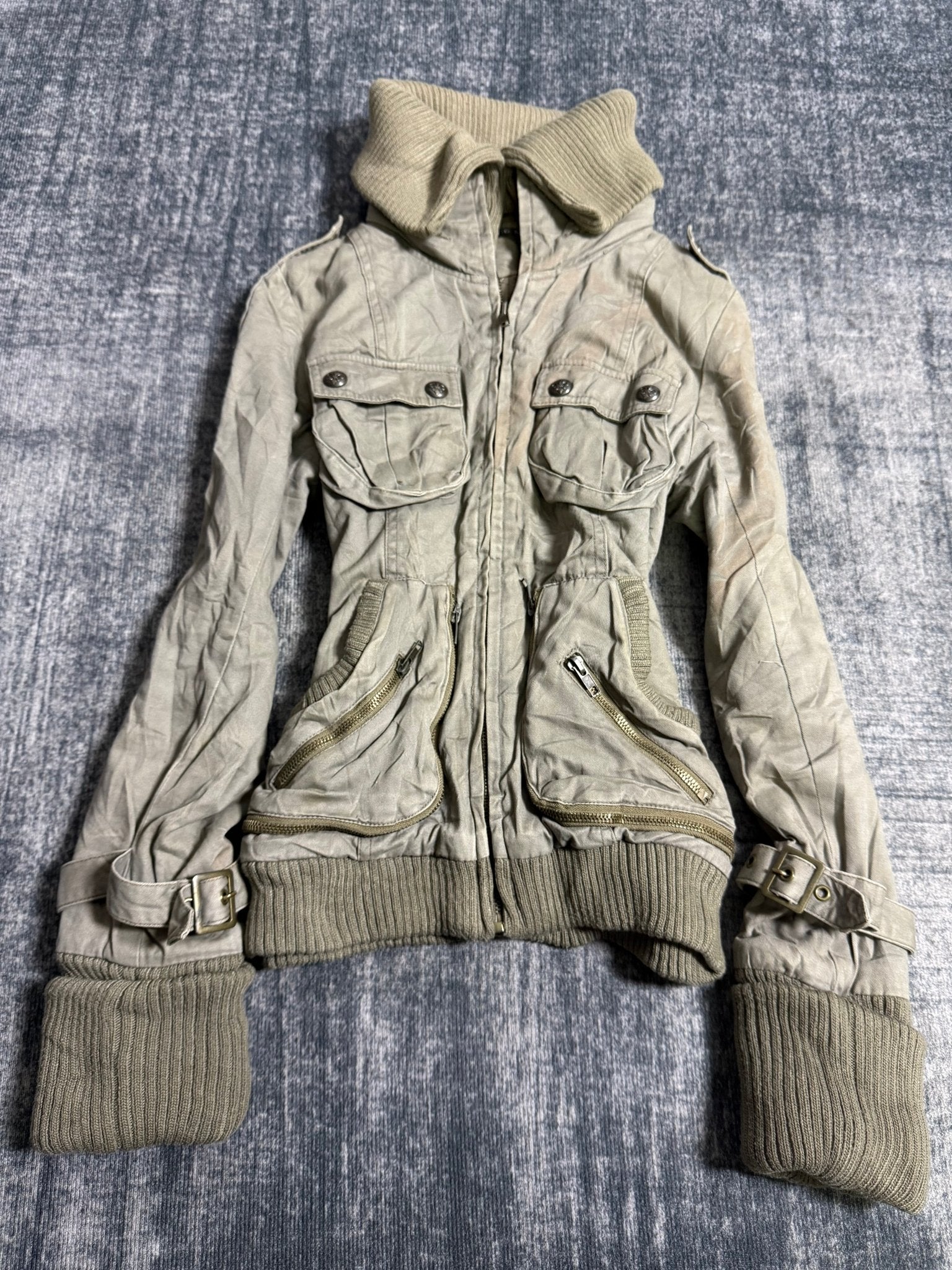 B2V - INGNI JACKET༒ vintage streetwear thrift y2k clothing by B2V_BAD2WEAR