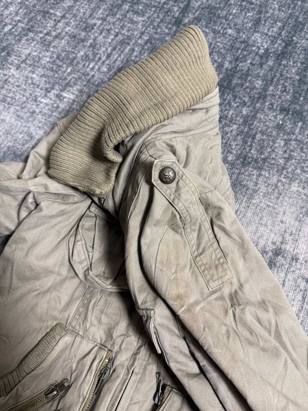 B2V - INGNI JACKET༒ vintage streetwear thrift y2k clothing by B2V_BAD2WEAR
