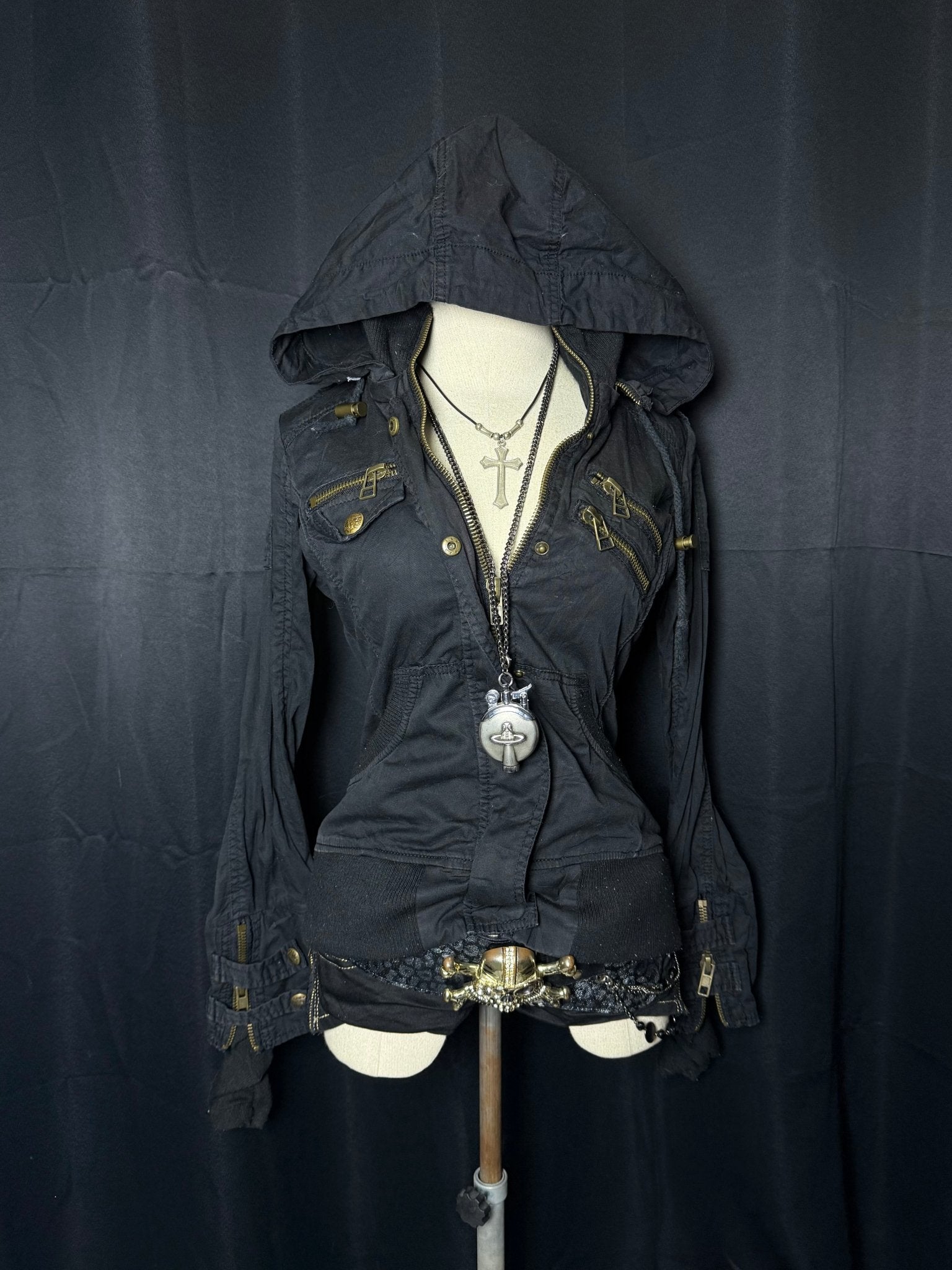 B2V - INGNI JACKET༒ vintage streetwear thrift y2k clothing by B2V_BAD2WEAR