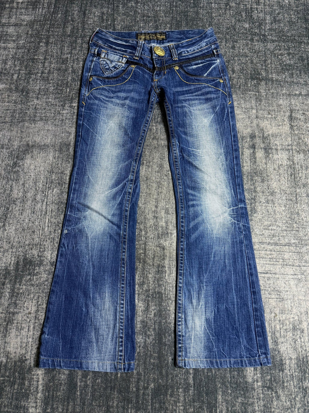 B2V - JEAN༒ vintage streetwear thrift y2k clothing by B2V_BAD2WEAR