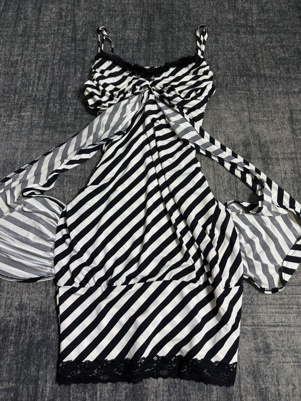B2V - JOHY PAL DRESS vintage streetwear thrift y2k clothing by B2V_BAD2WEAR