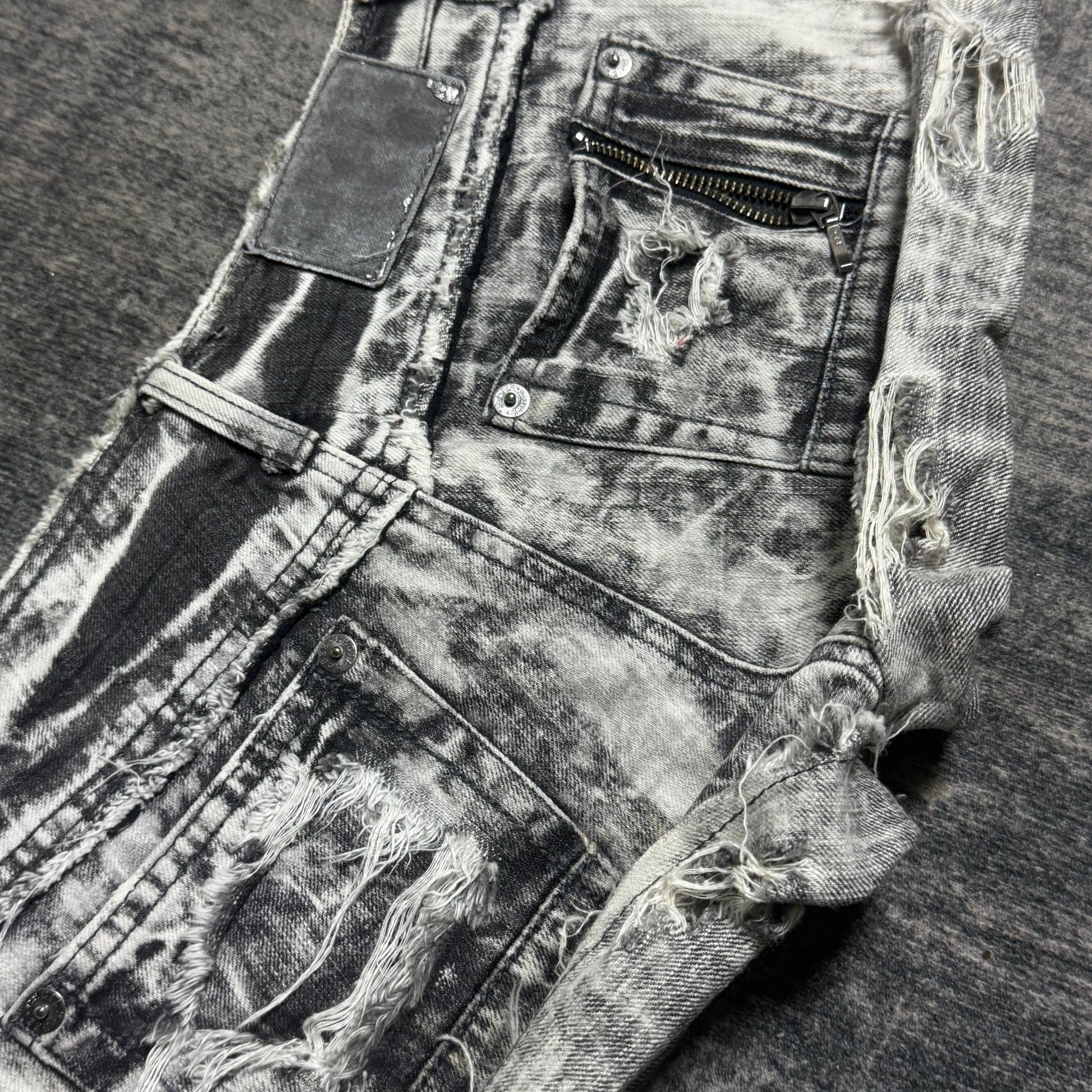 B2V - JP TAG SHORT༒ SS29 vintage streetwear thrift y2k clothing by B2V_BAD2WEAR