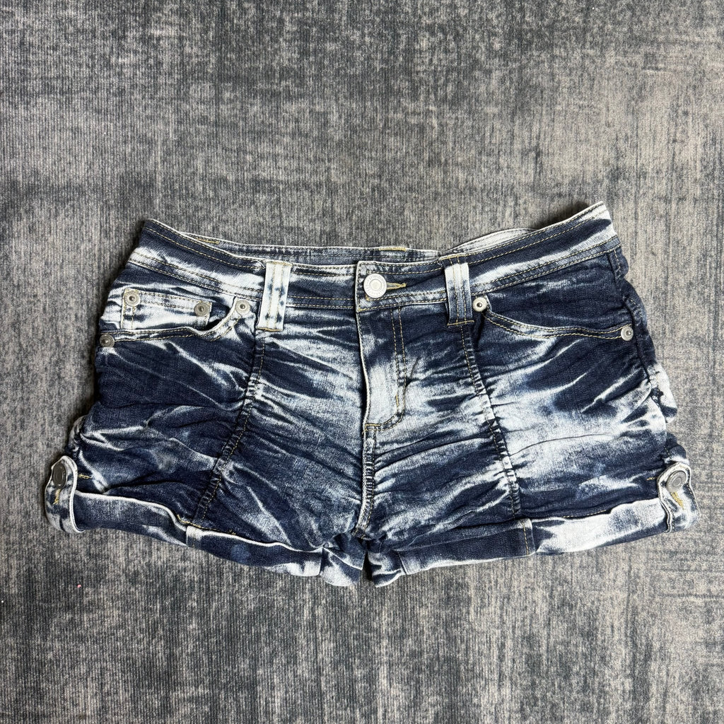 B2V - JP TAG SHORT༒SS09 vintage streetwear thrift y2k clothing by B2V_BAD2WEAR