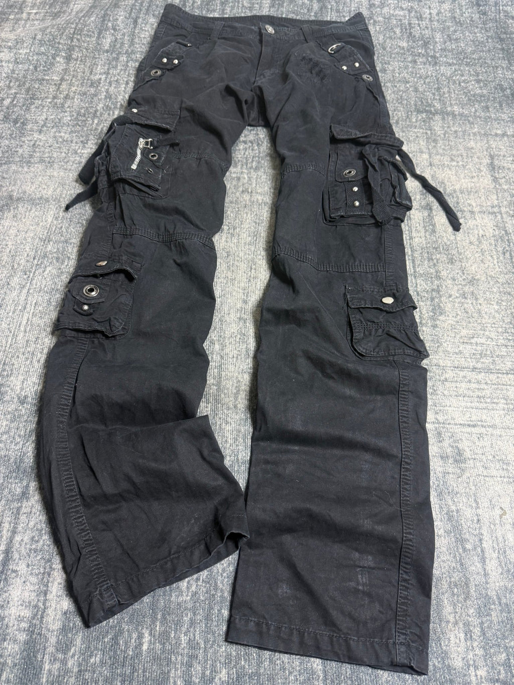 B2V - JUNYE CARGO PANT (2)༒ vintage streetwear thrift y2k clothing by B2V_BAD2WEAR