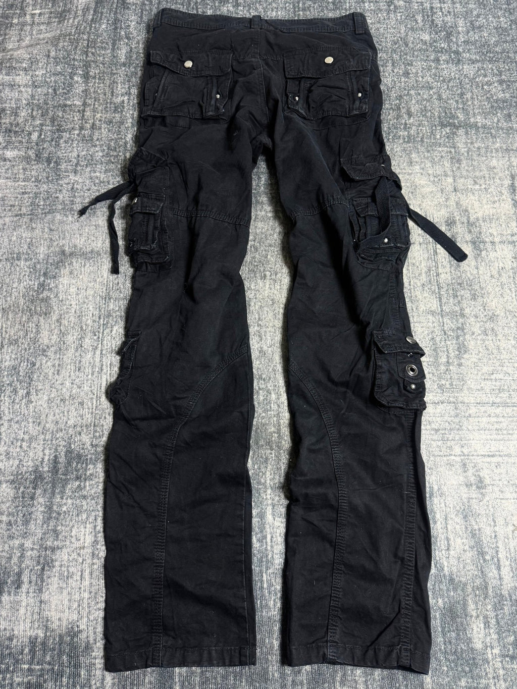 B2V - JUNYE CARGO PANT (2)༒ vintage streetwear thrift y2k clothing by B2V_BAD2WEAR