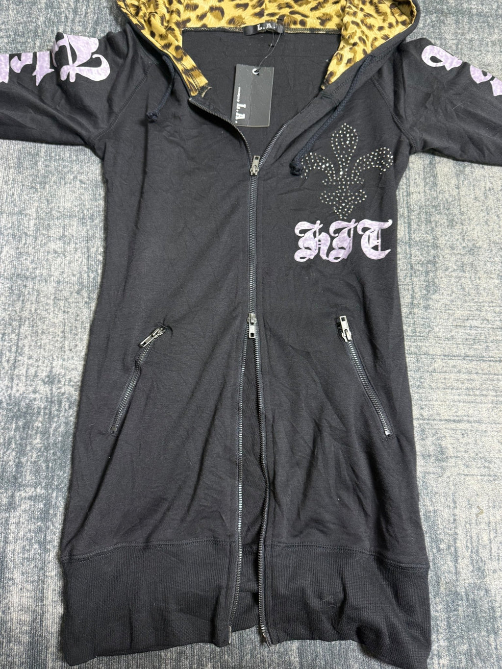 B2V - LA HOODIE༒ vintage streetwear thrift y2k clothing by B2V_BAD2WEAR