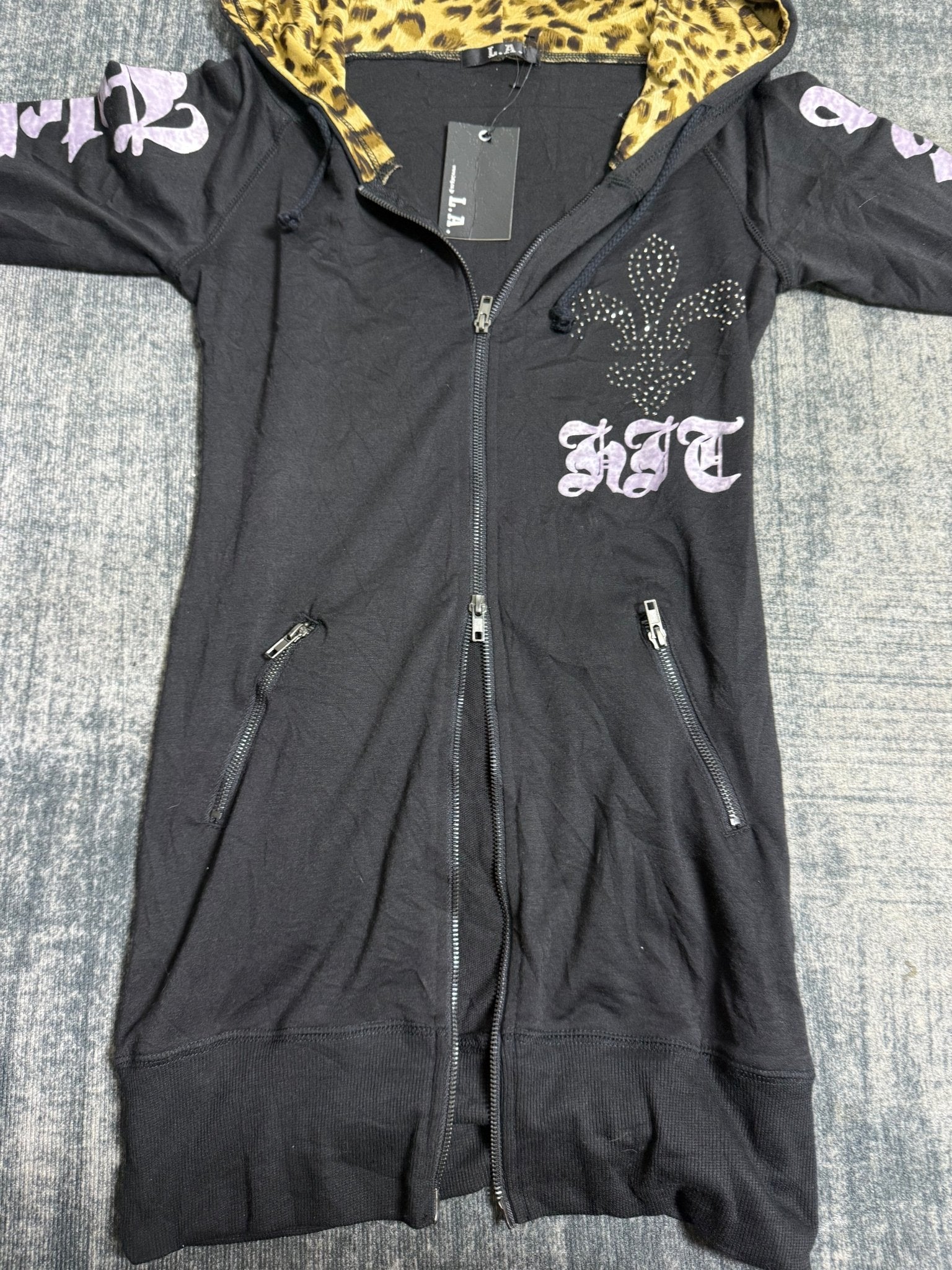 B2V - LA HOODIE༒ vintage streetwear thrift y2k clothing by B2V_BAD2WEAR