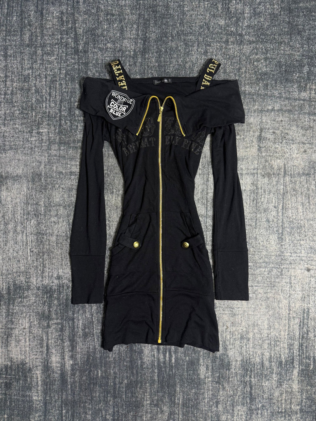 B2V - LAZY DAISY ༒ vintage streetwear thrift y2k clothing by B2V_BAD2WEAR