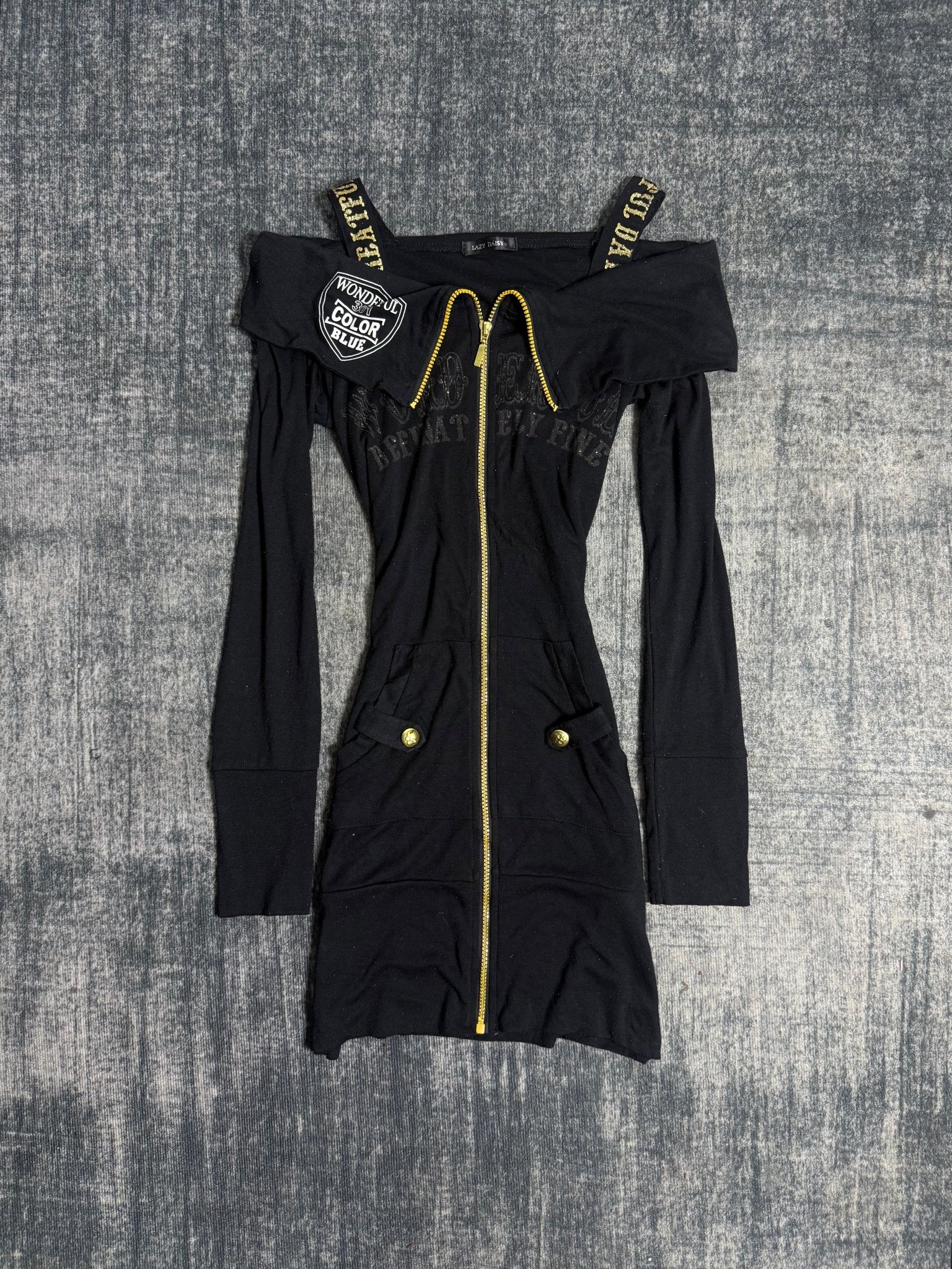 B2V - LAZY DAISY ༒ vintage streetwear thrift y2k clothing by B2V_BAD2WEAR