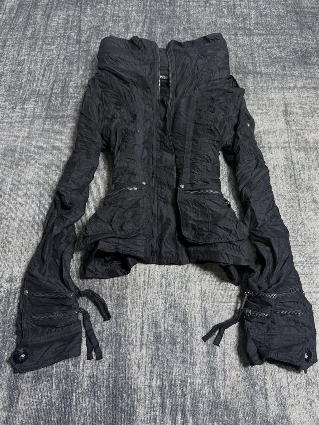 B2V - LIP SERVICE JACKET༒*RARE* vintage streetwear thrift y2k clothing by B2V_BAD2WEAR