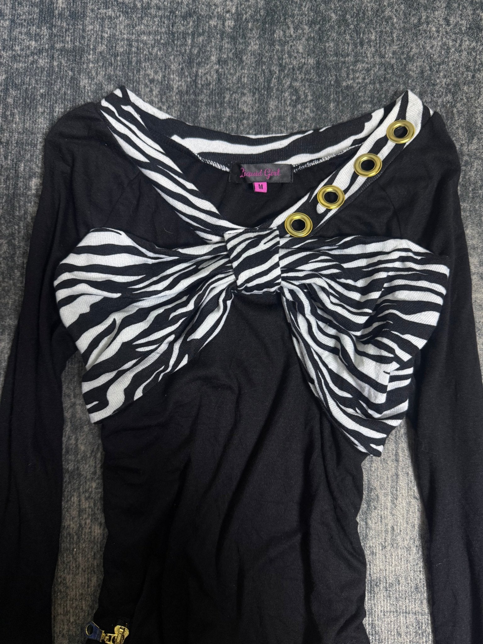 B2V - LIQUID GIRL SHIRT༒ vintage streetwear thrift y2k clothing by B2V_BAD2WEAR