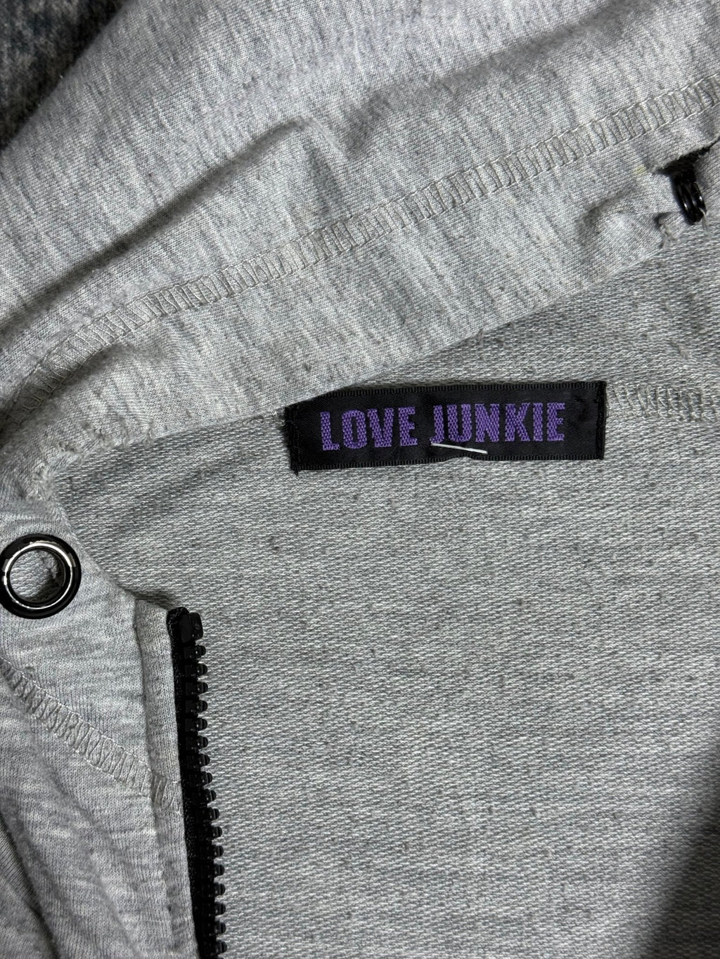 B2V - LOVE JUNKIE༒ vintage streetwear thrift y2k clothing by B2V_BAD2WEAR