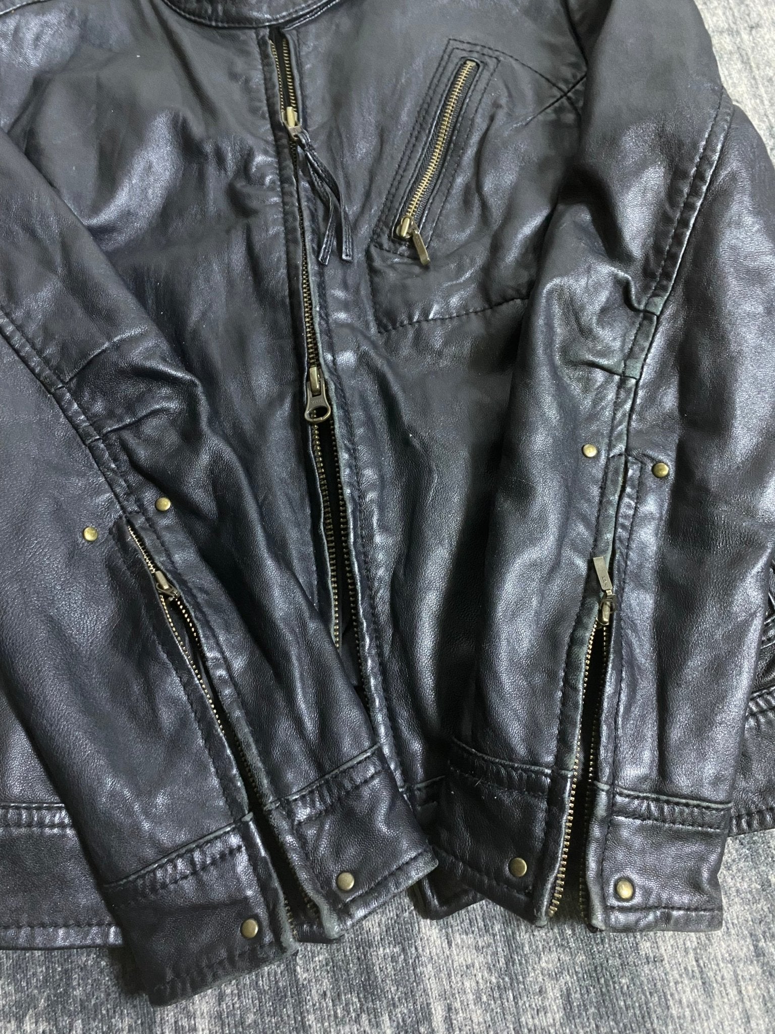 B2V - M JACKET༒ vintage streetwear thrift y2k clothing by B2V_BAD2WEAR