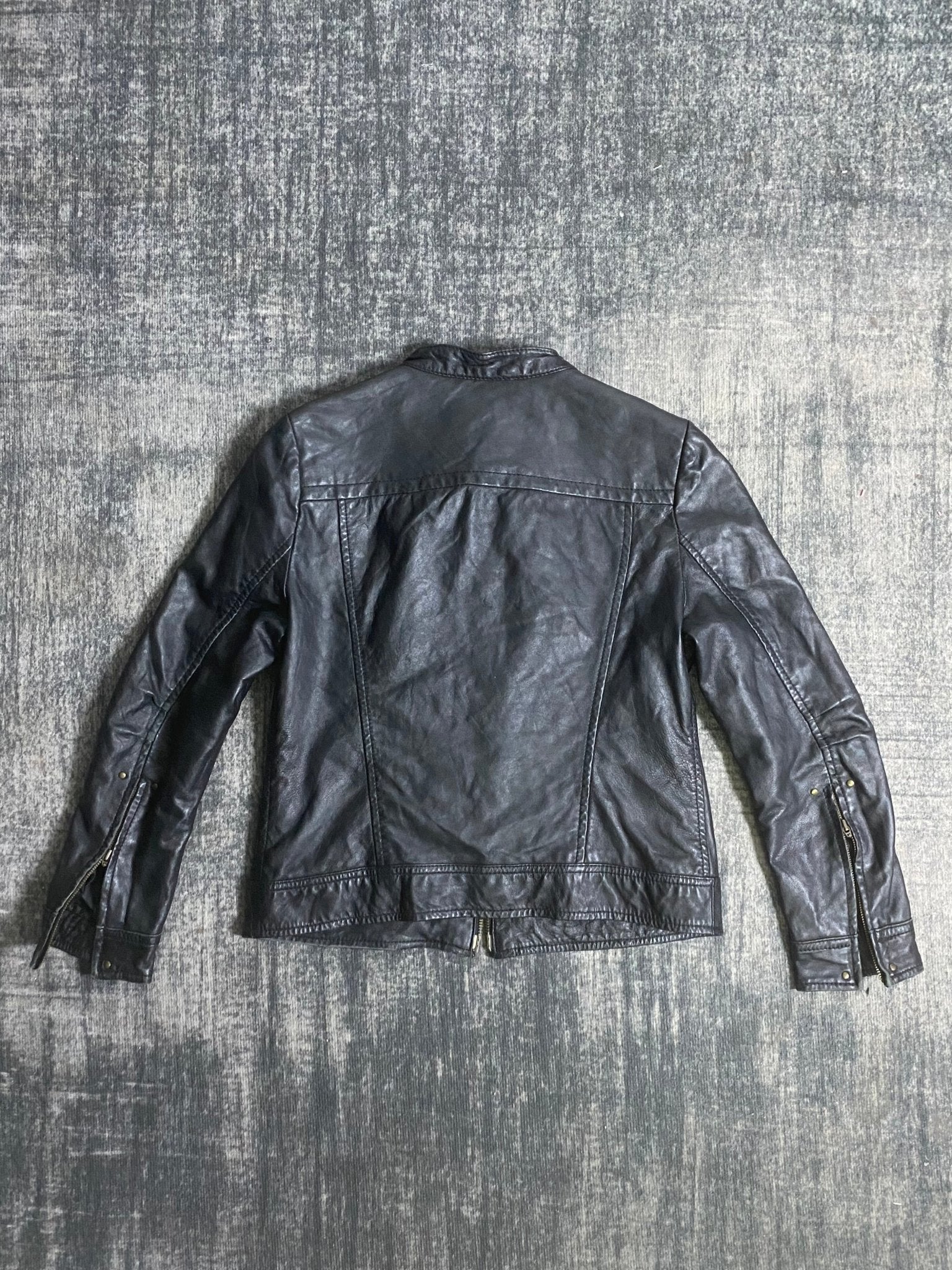 B2V - M JACKET༒ vintage streetwear thrift y2k clothing by B2V_BAD2WEAR
