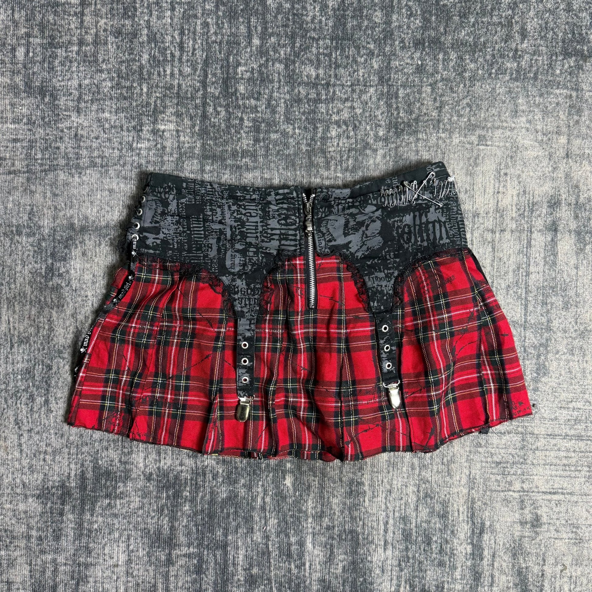 B2V - MAD PUNK SKIRTS༒ vintage streetwear thrift y2k clothing by B2V_BAD2WEAR