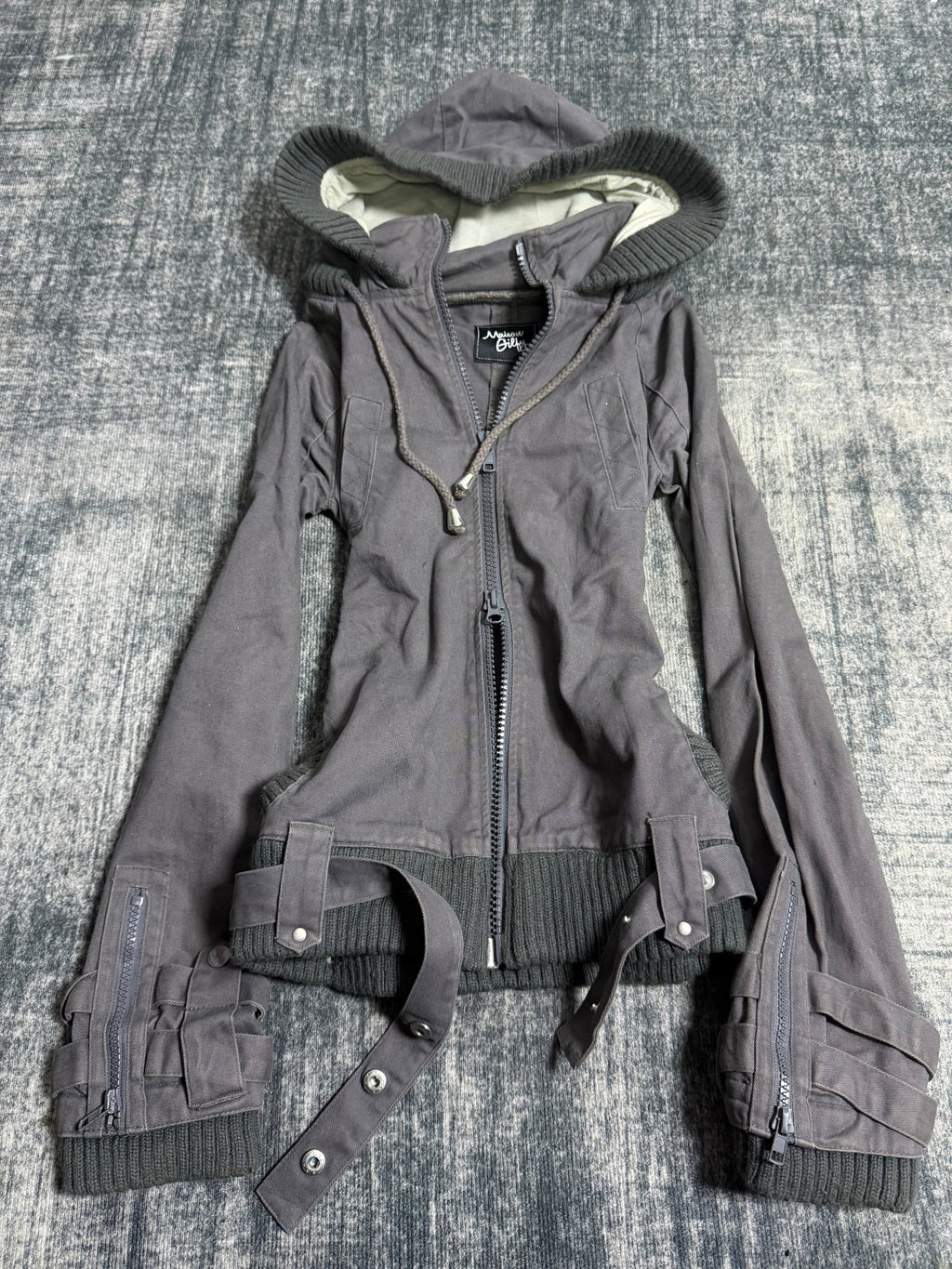 B2V - MAISON GLIFY JACKET ༒ vintage streetwear thrift y2k clothing by B2V_BAD2WEAR