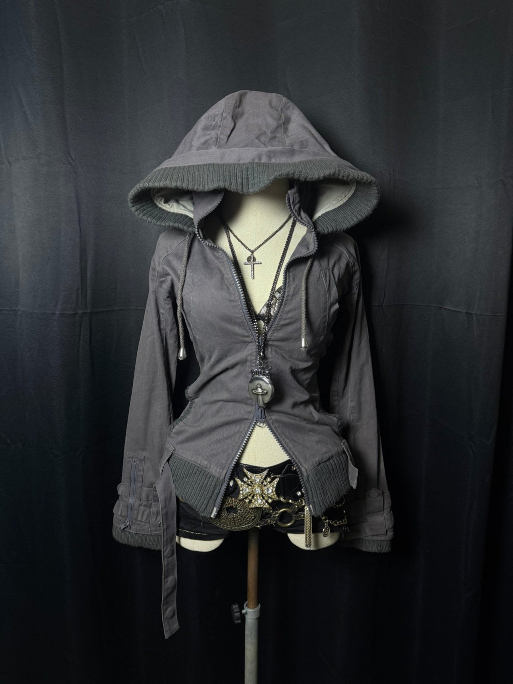 B2V - MAISON GLIFY JACKET ༒ vintage streetwear thrift y2k clothing by B2V_BAD2WEAR