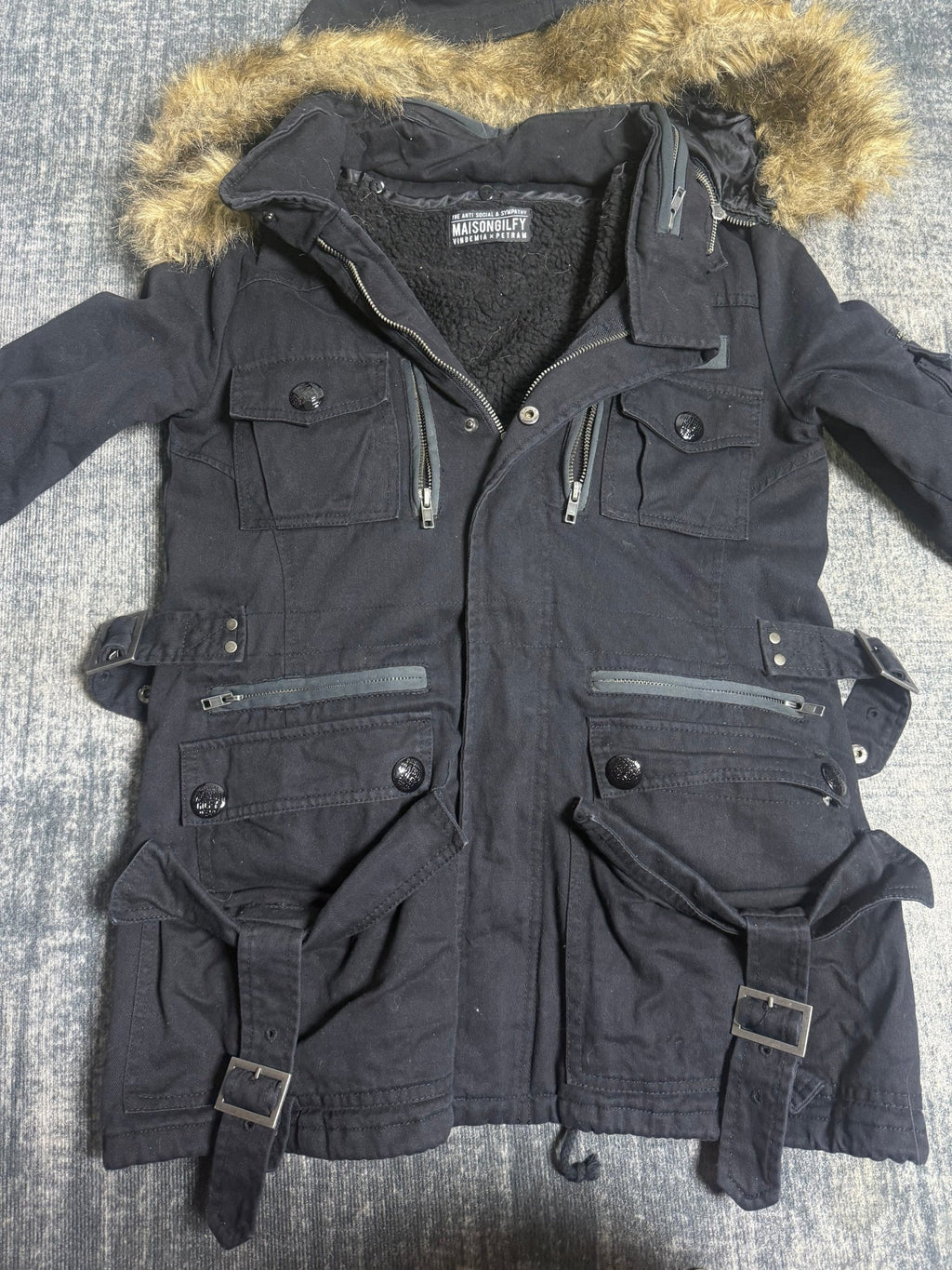 B2V - MAISON GLIFY JACKET༒ vintage streetwear thrift y2k clothing by B2V_BAD2WEAR