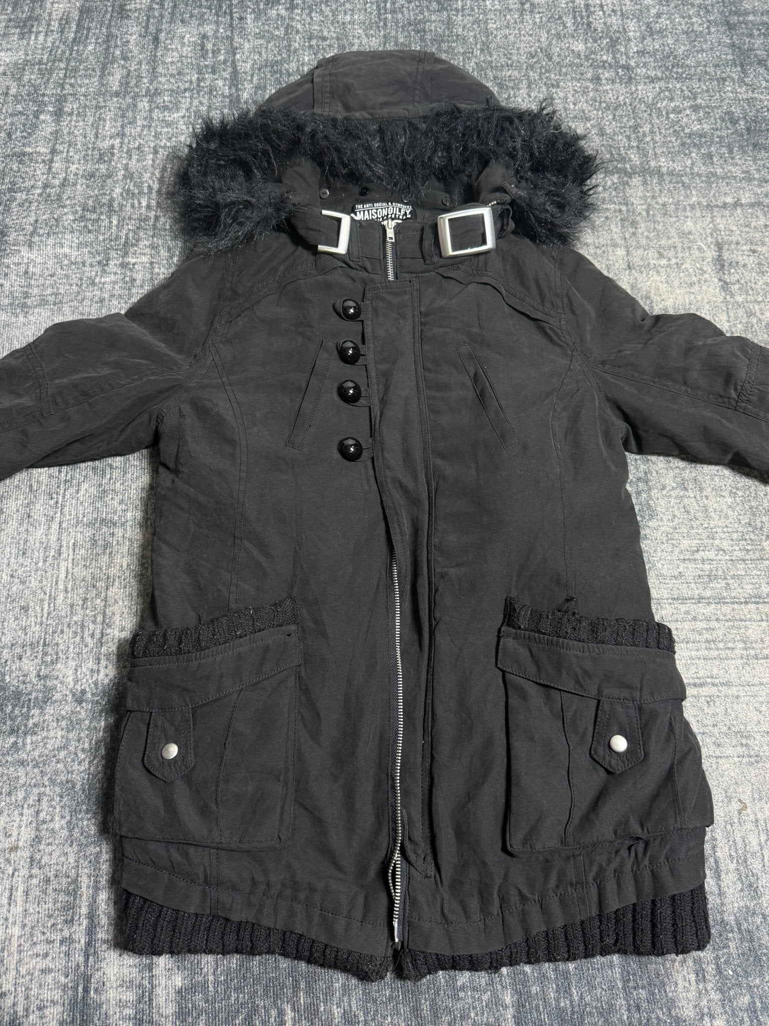B2V - MAISON GLIFY JACKET༒ vintage streetwear thrift y2k clothing by B2V_BAD2WEAR