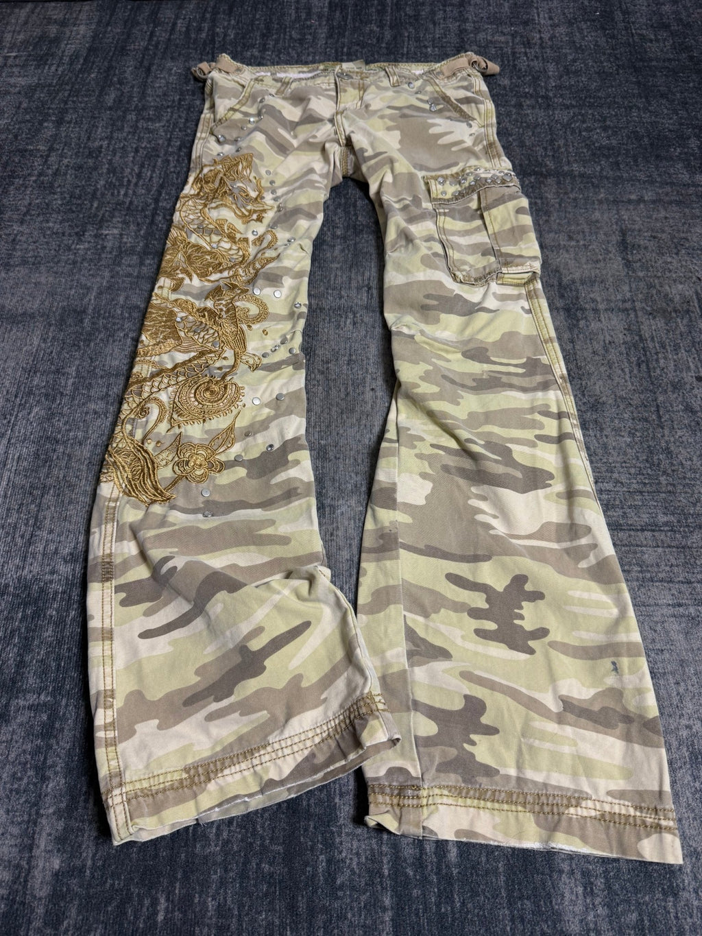 B2V - MISS ME CARGO PANT༒ vintage streetwear thrift y2k clothing by B2V_BAD2WEAR