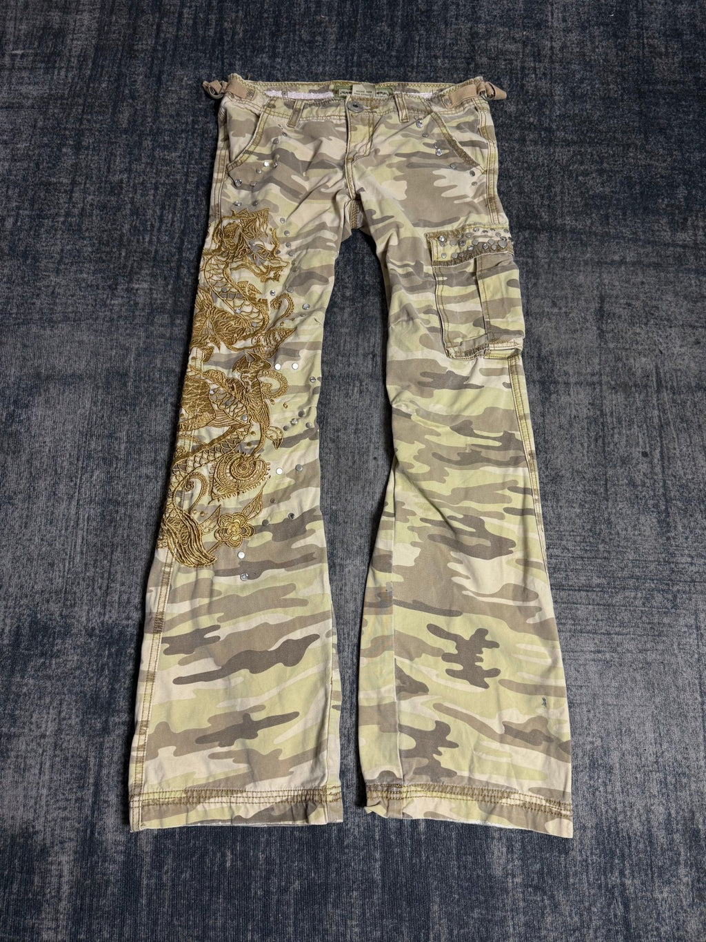 B2V - MISS ME CARGO PANT༒ vintage streetwear thrift y2k clothing by B2V_BAD2WEAR