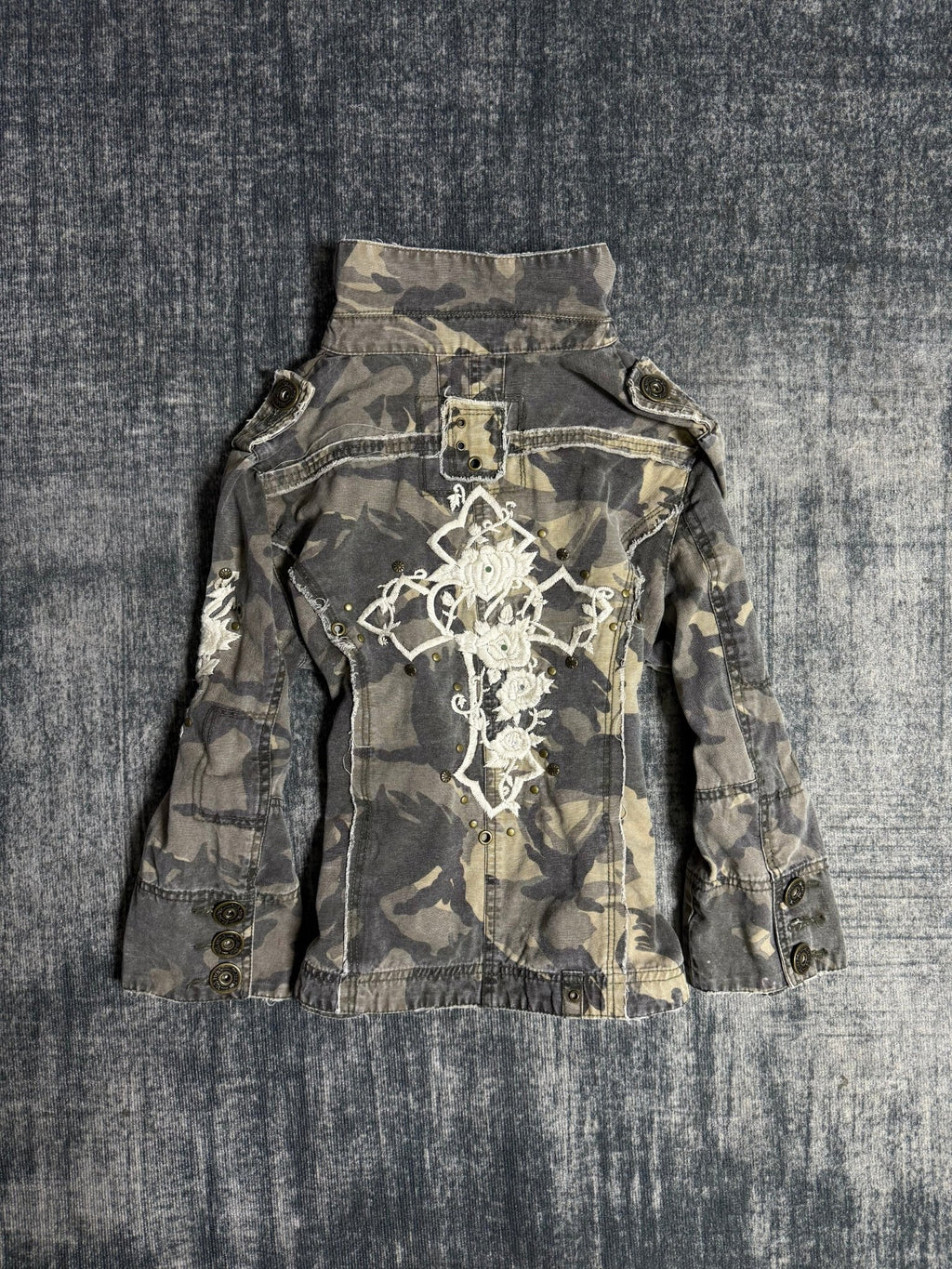 B2V - MISSME JACKET༒ vintage streetwear thrift y2k clothing by B2V_BAD2WEAR