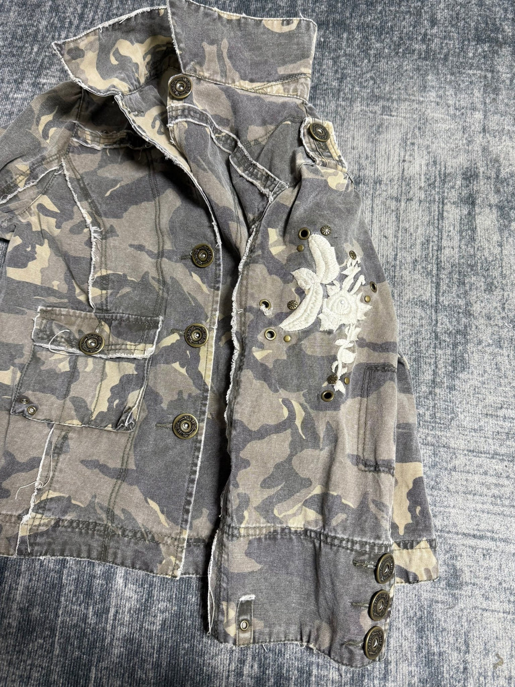 B2V - MISSME JACKET༒ vintage streetwear thrift y2k clothing by B2V_BAD2WEAR