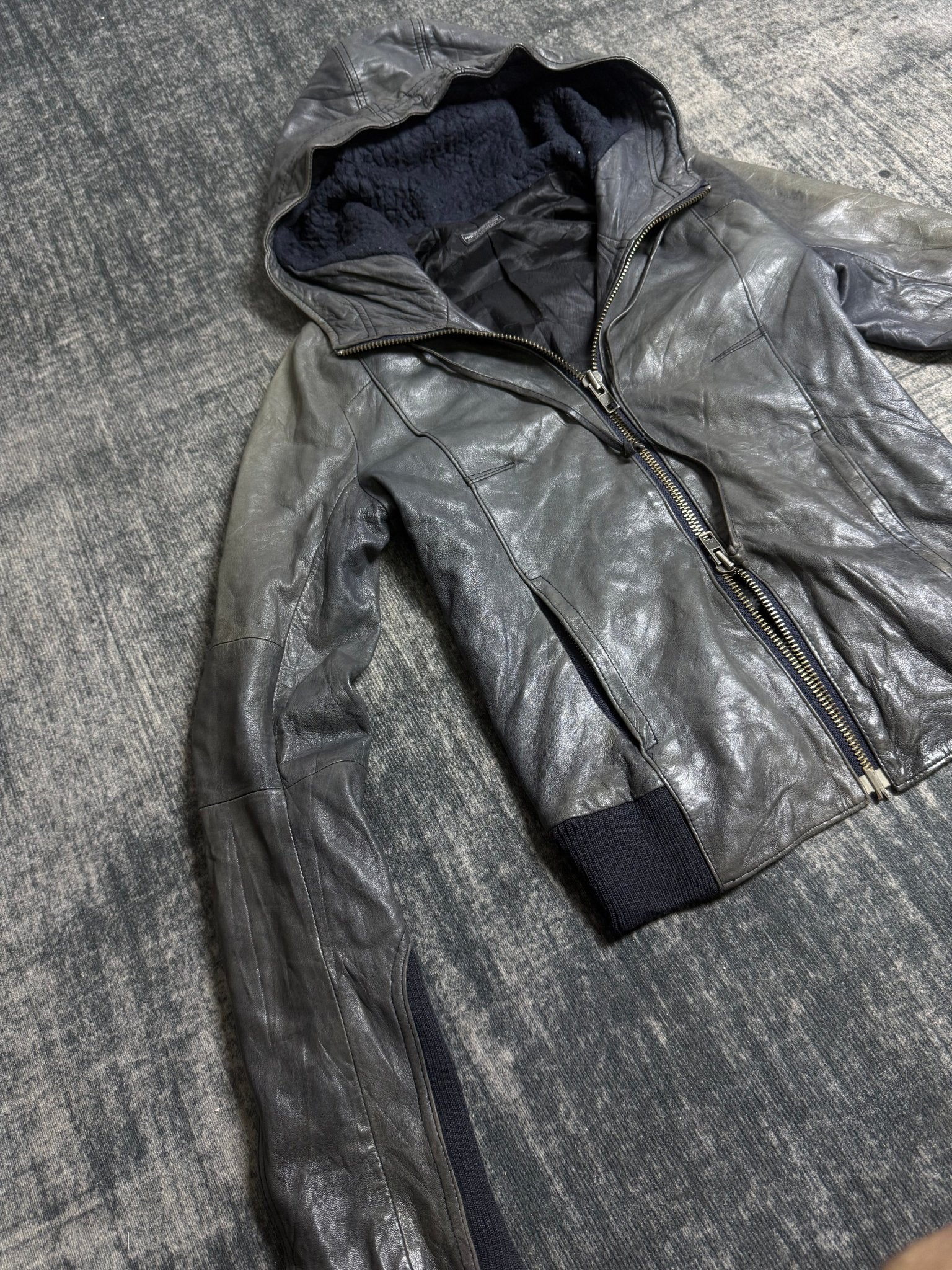 B2V - MOUSSY LEATHER JACKET(2)༒ vintage streetwear thrift y2k clothing by B2V_BAD2WEAR