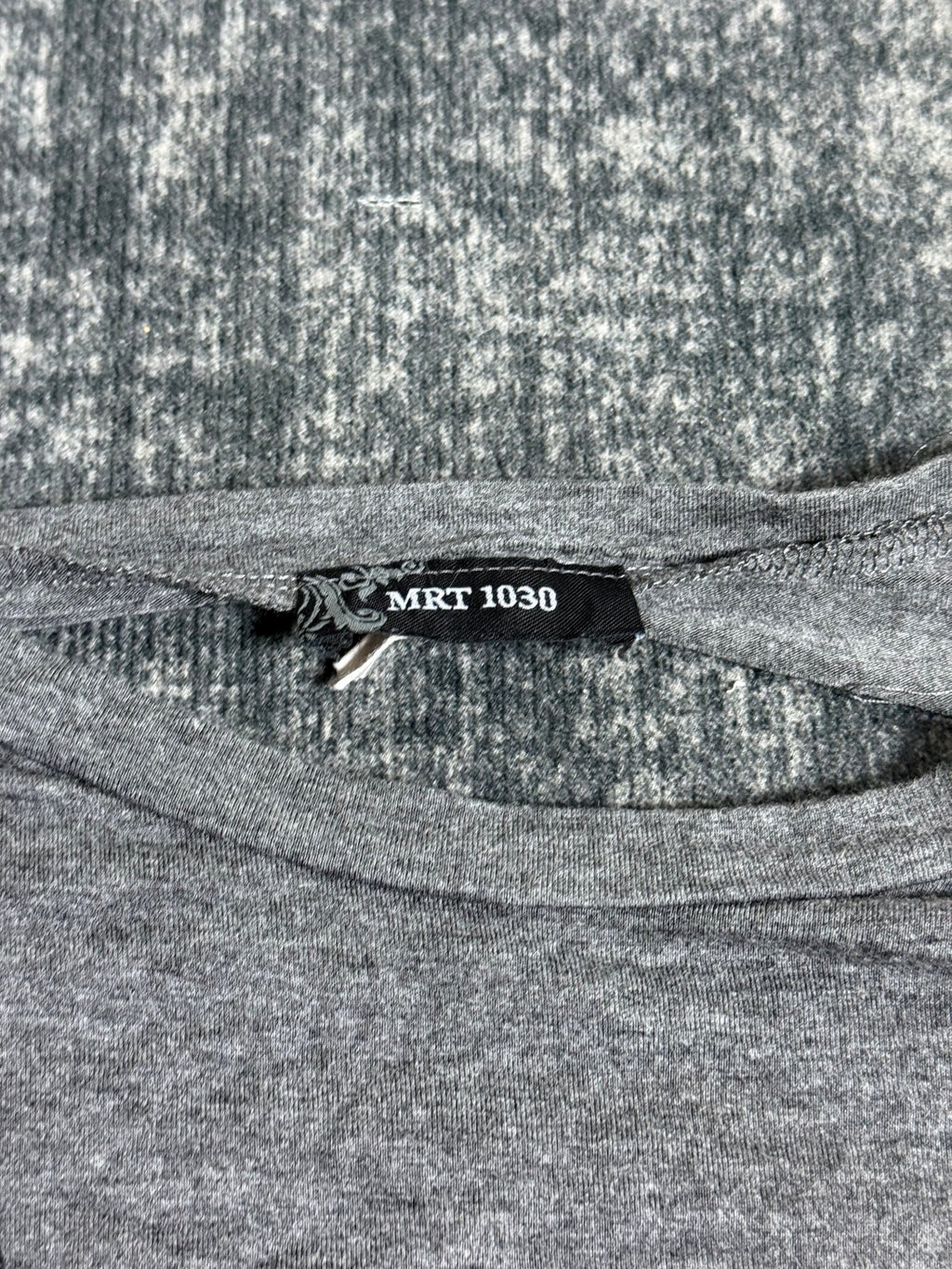 B2V - MRT SHIRT༒ vintage streetwear thrift y2k clothing by B2V_BAD2WEAR