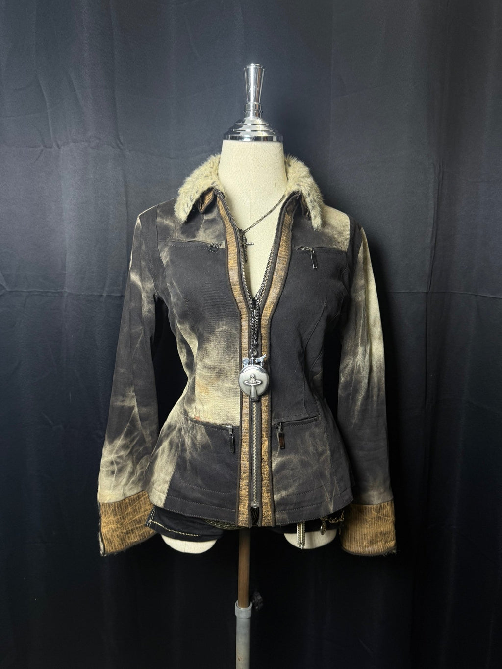 B2V - MS ENUS JACKET༒ vintage streetwear thrift y2k clothing by B2V_BAD2WEAR